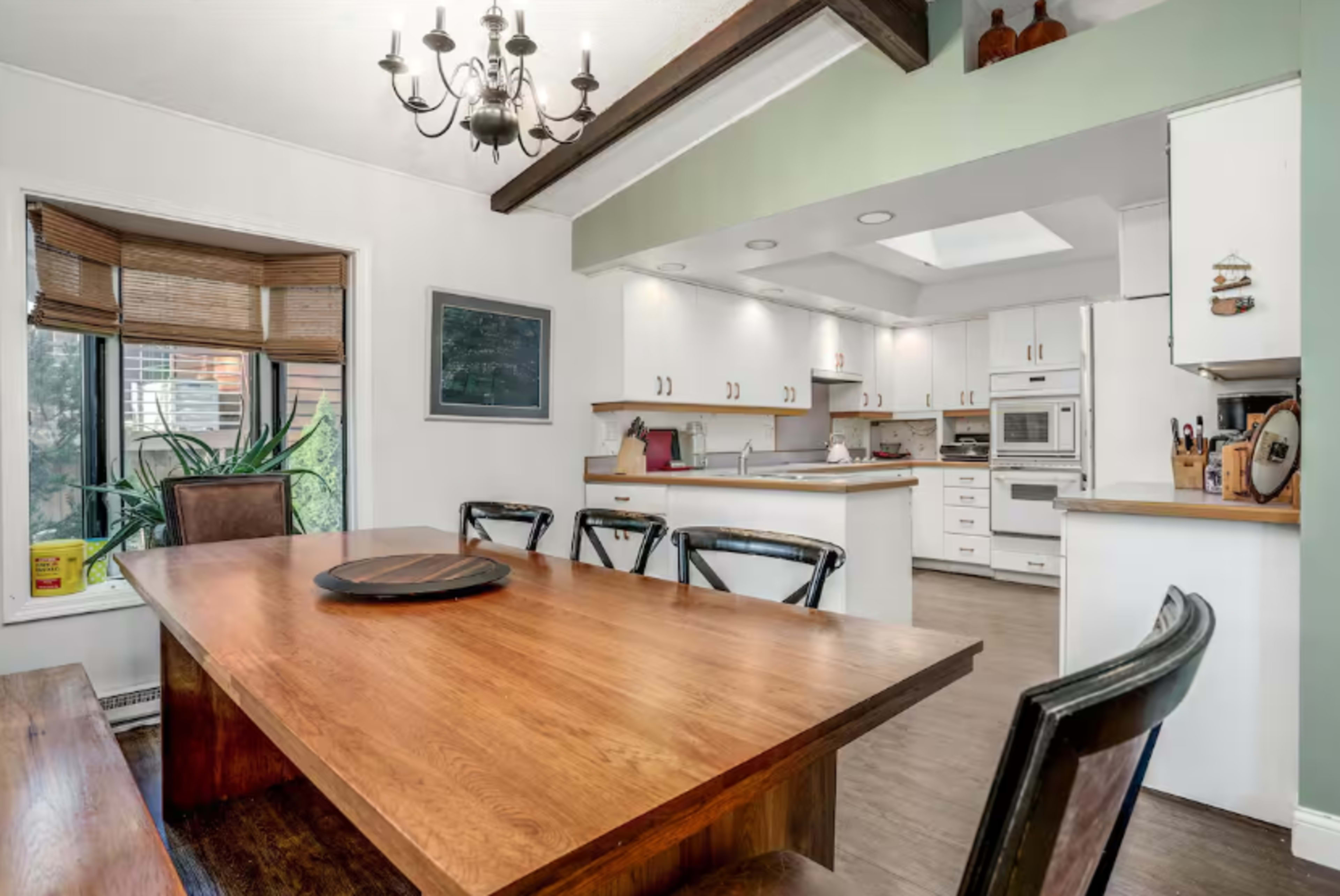 cozy peaceful sprawling ranch  lake house with loft Image in Tyrone Township, tyrone twp, MI