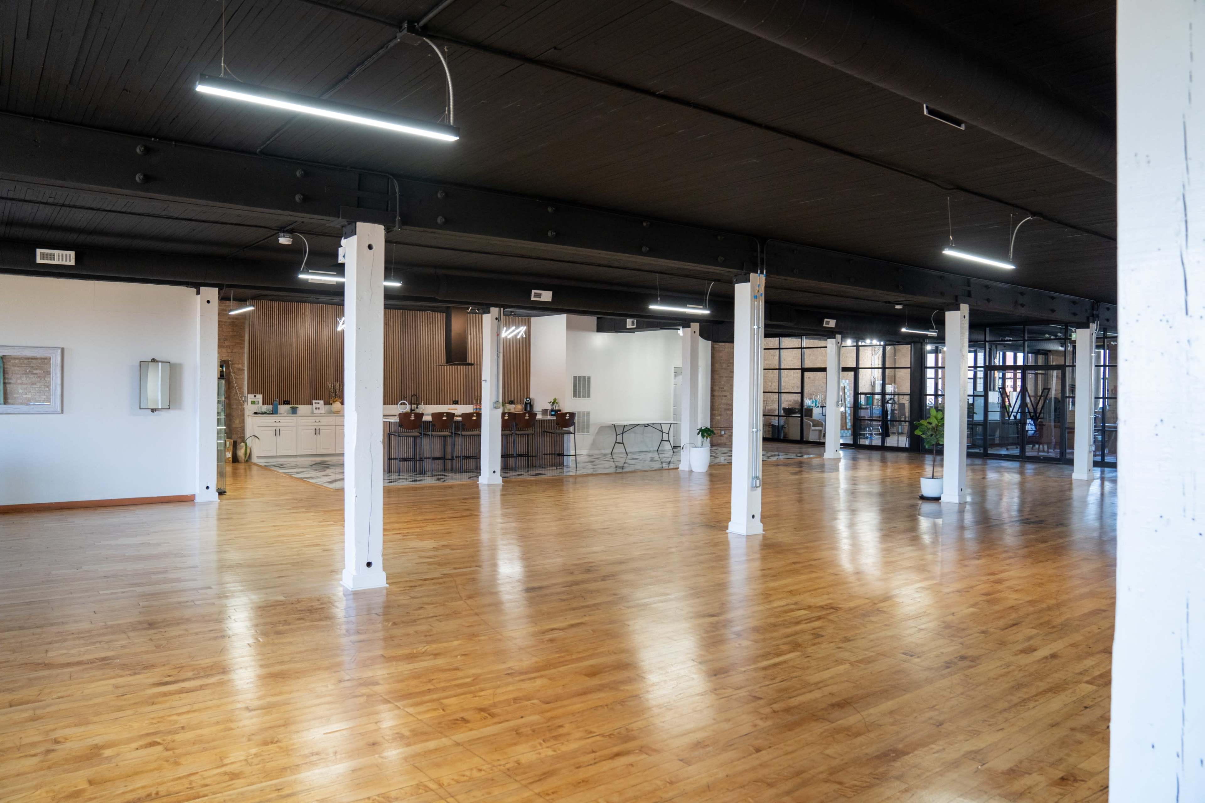 Southside Chicago Loft Space Image in New City, Chicago, IL