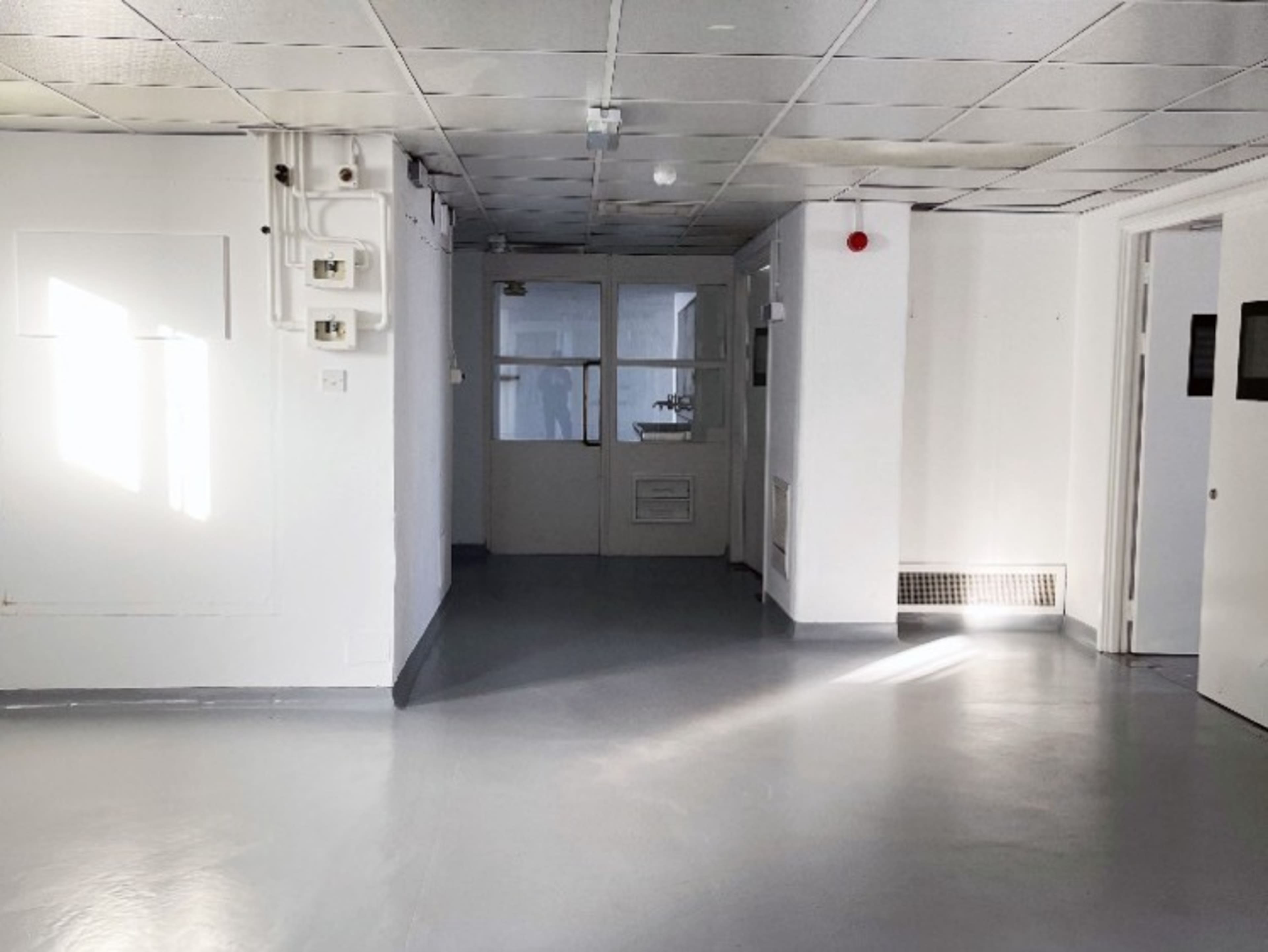 studio 2