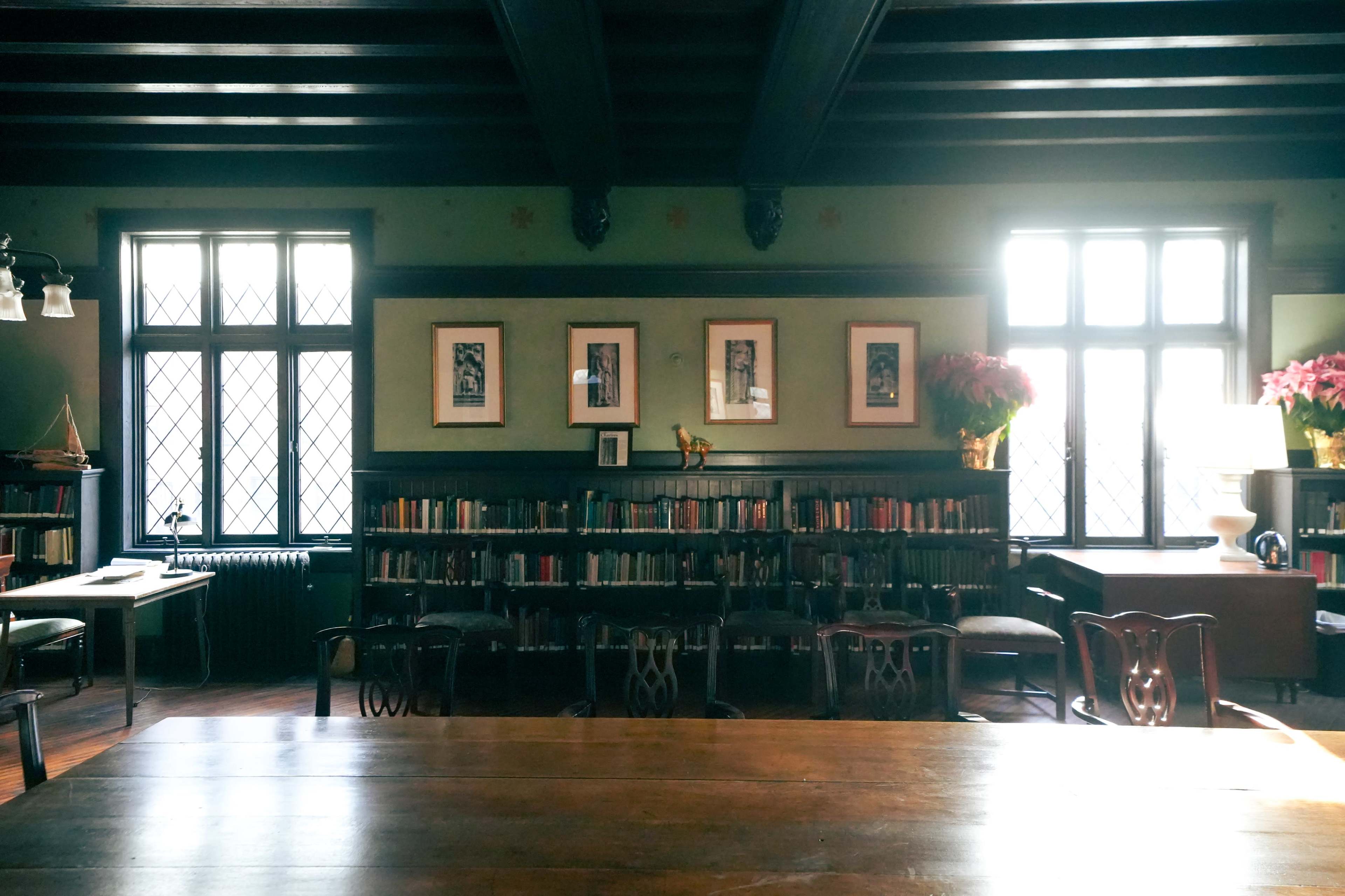 19th Century Space with Fireplace and Library Image in Carroll Gardens, Brooklyn, NY