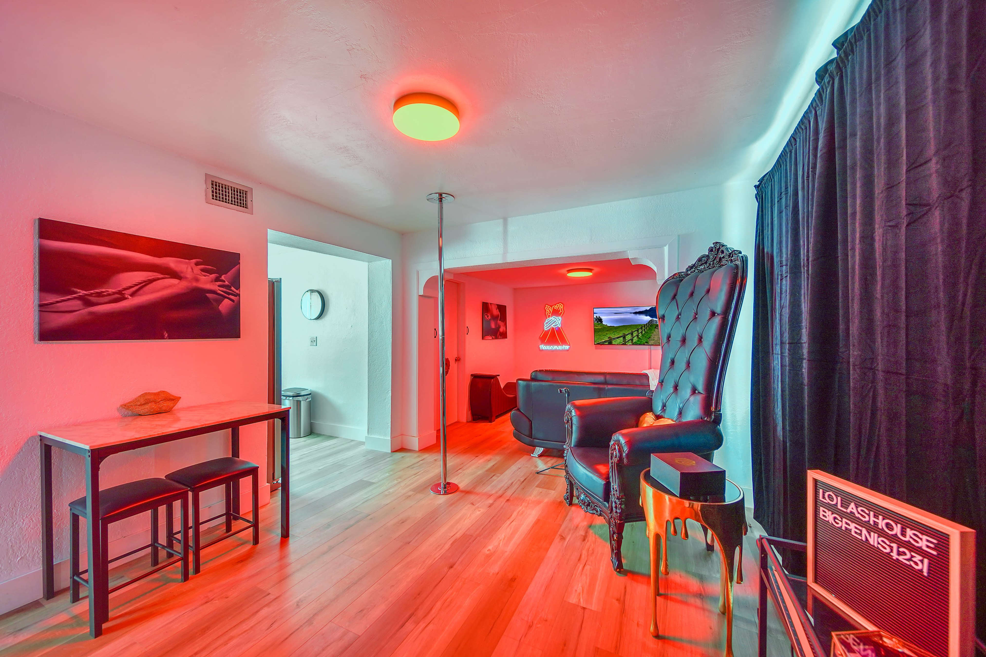 Lola's House: Unique Erotic Stay Image in 441 Corridor, Hollywood, CA