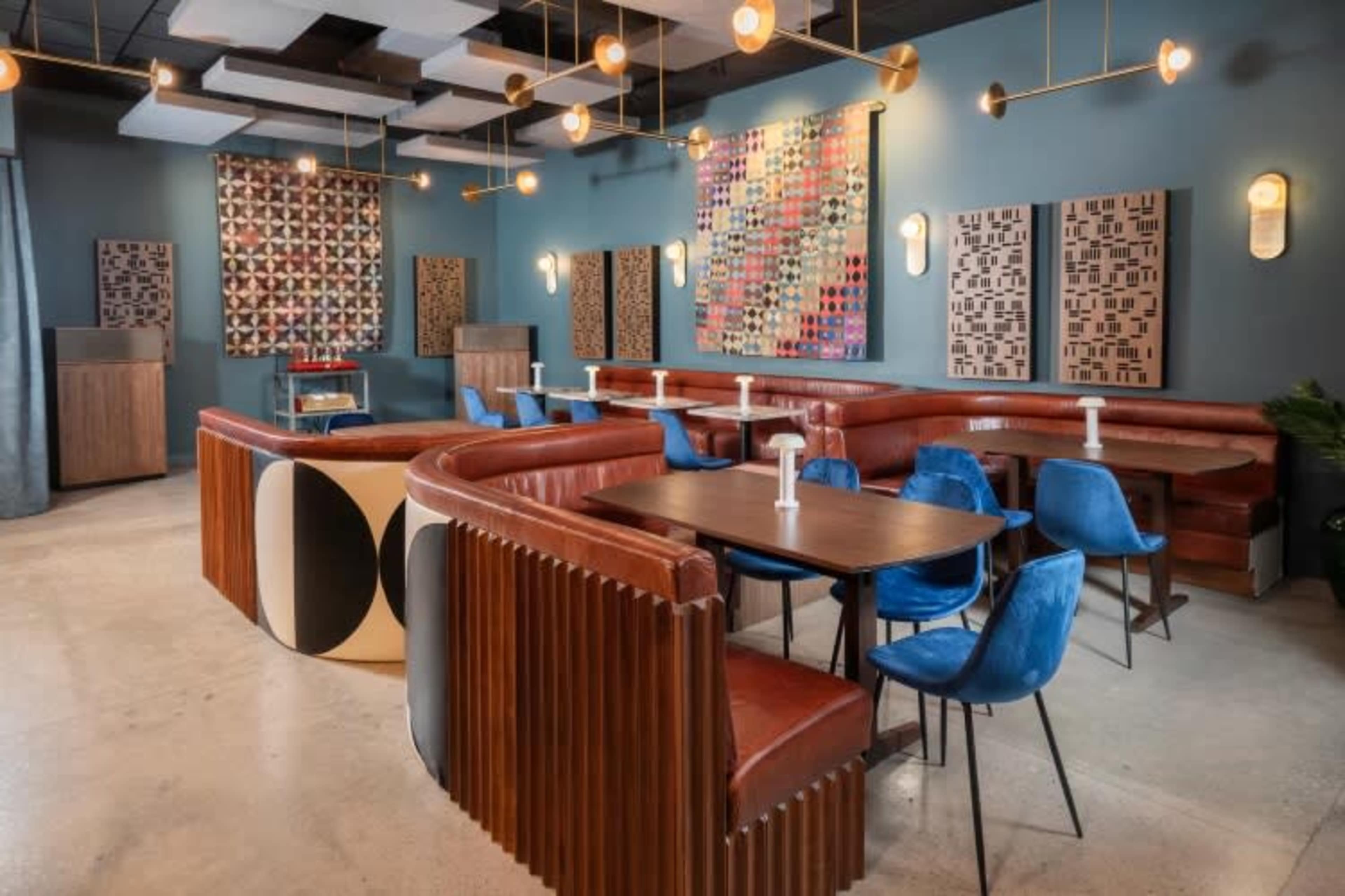 Cozy High Fidelity Listening Room and Wine Bar Image in Avondale Estates, Avondale Estates, GA