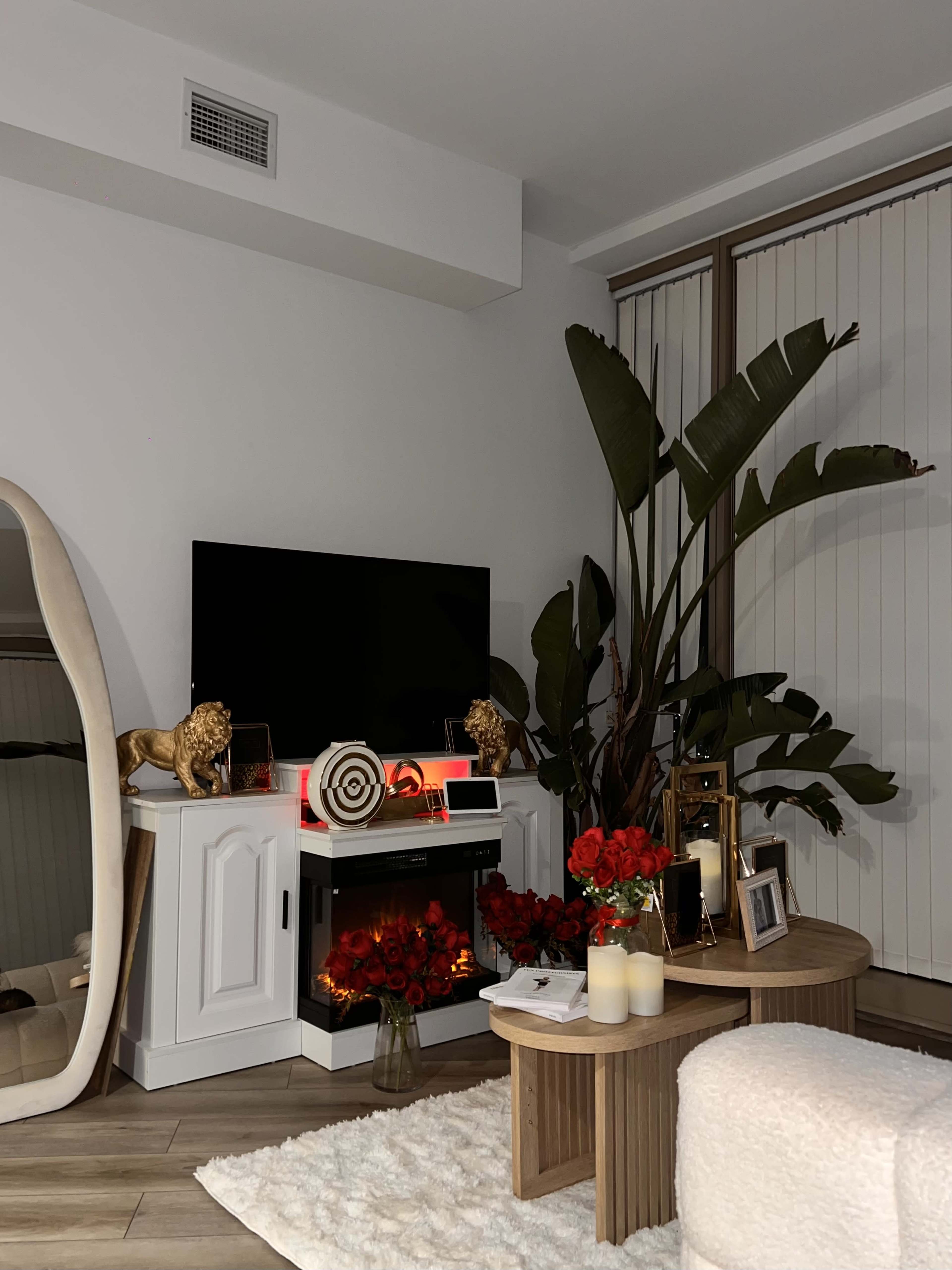 Luxury high sky Penthouse in downtown KT area Image in Koreatown, los angeles, CA