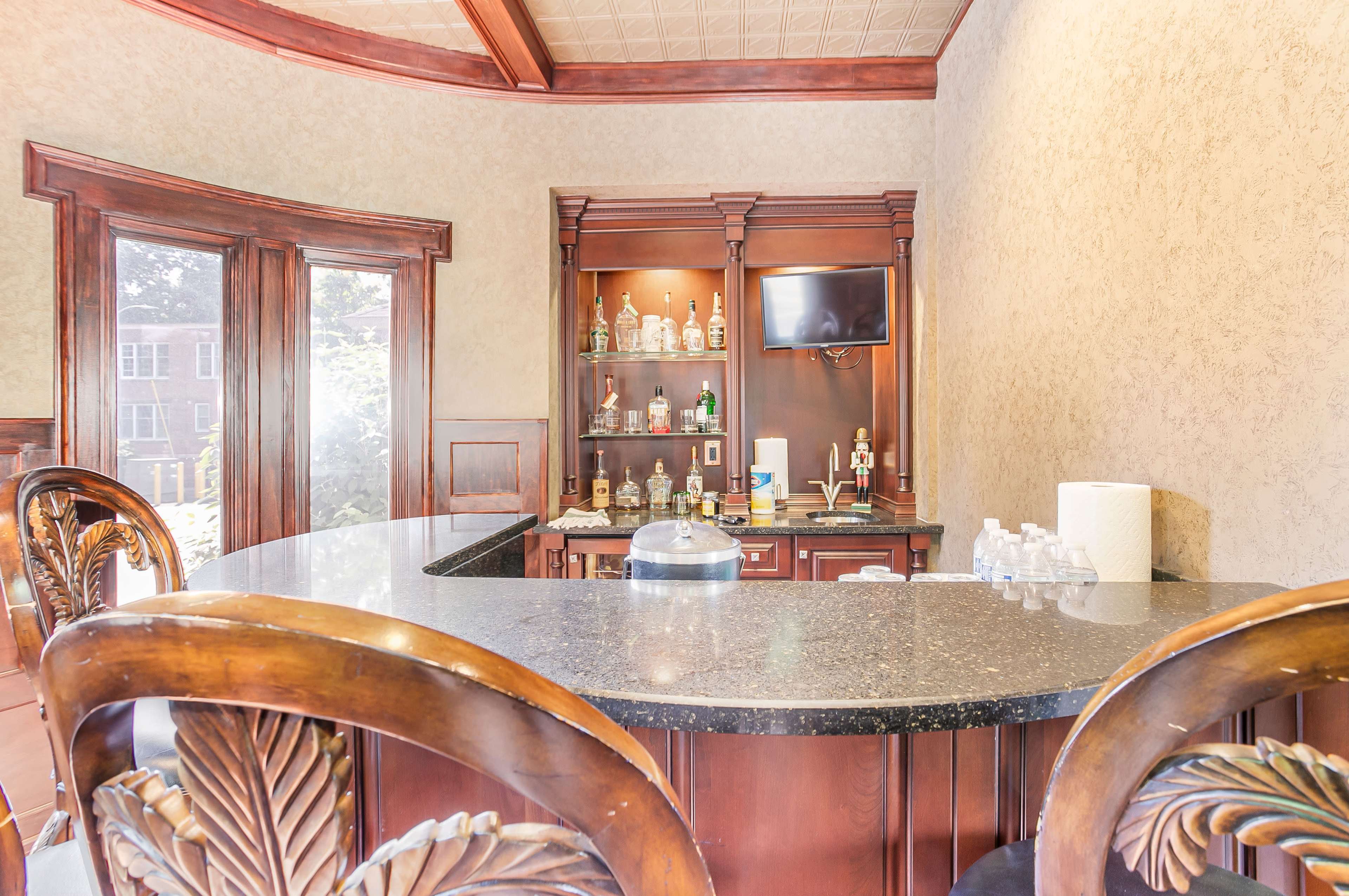 Historic Mansion Boardroom in Heart of Newport Image in Mansion Hill, Newport, KY