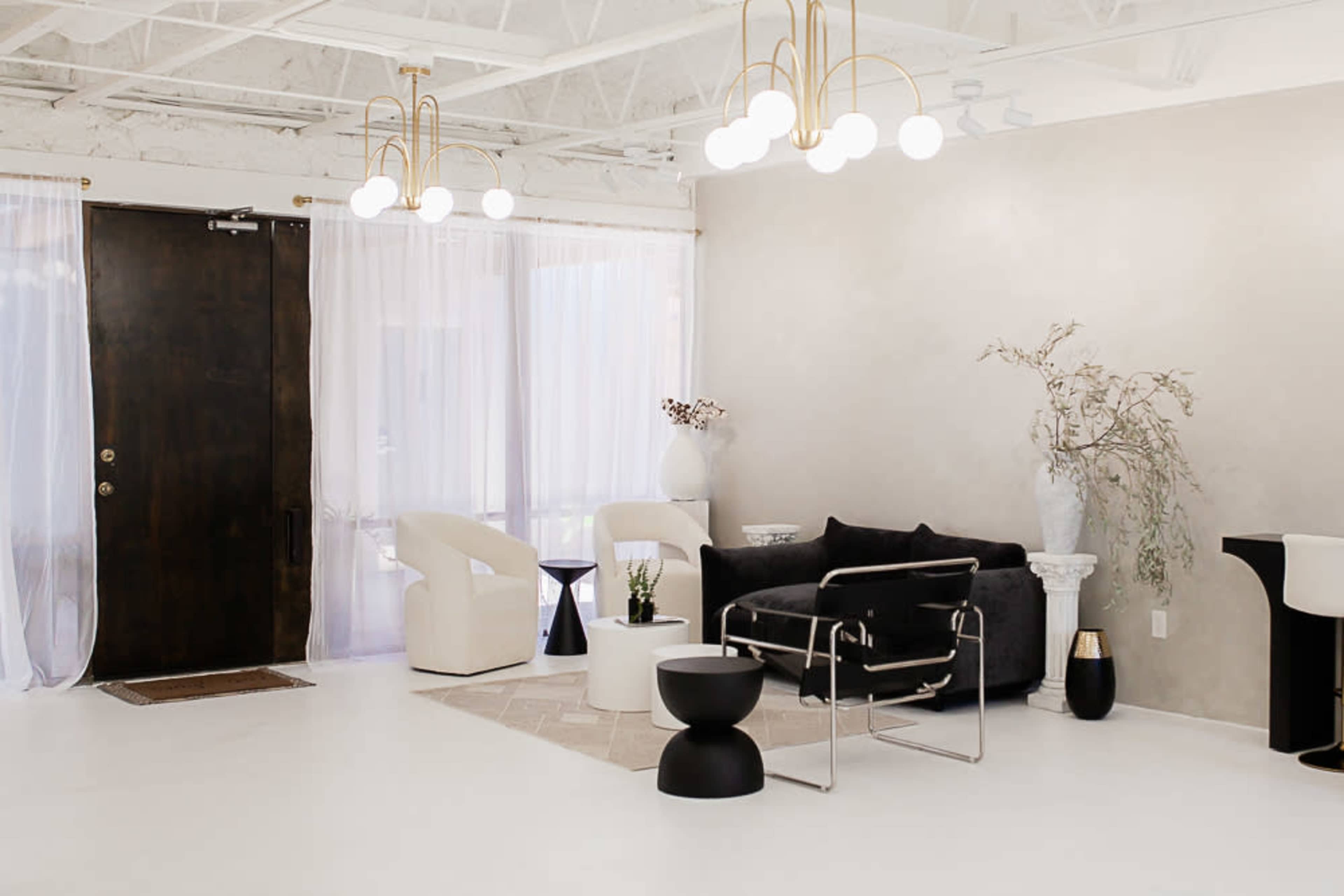 Modern Midtown Creative Studio with Cyclorama Wall Image in Alhambra, Phoenix, AZ