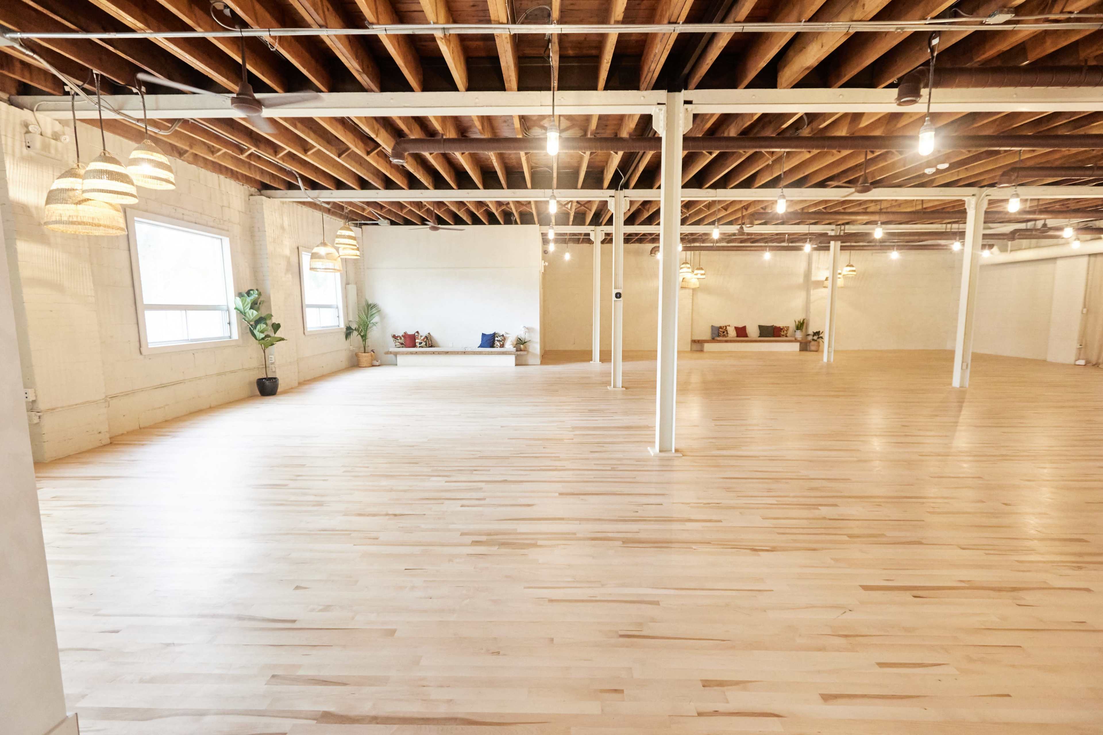 Boutique Fitness and Dance Studio Image in Leslieville, Toronto, ON