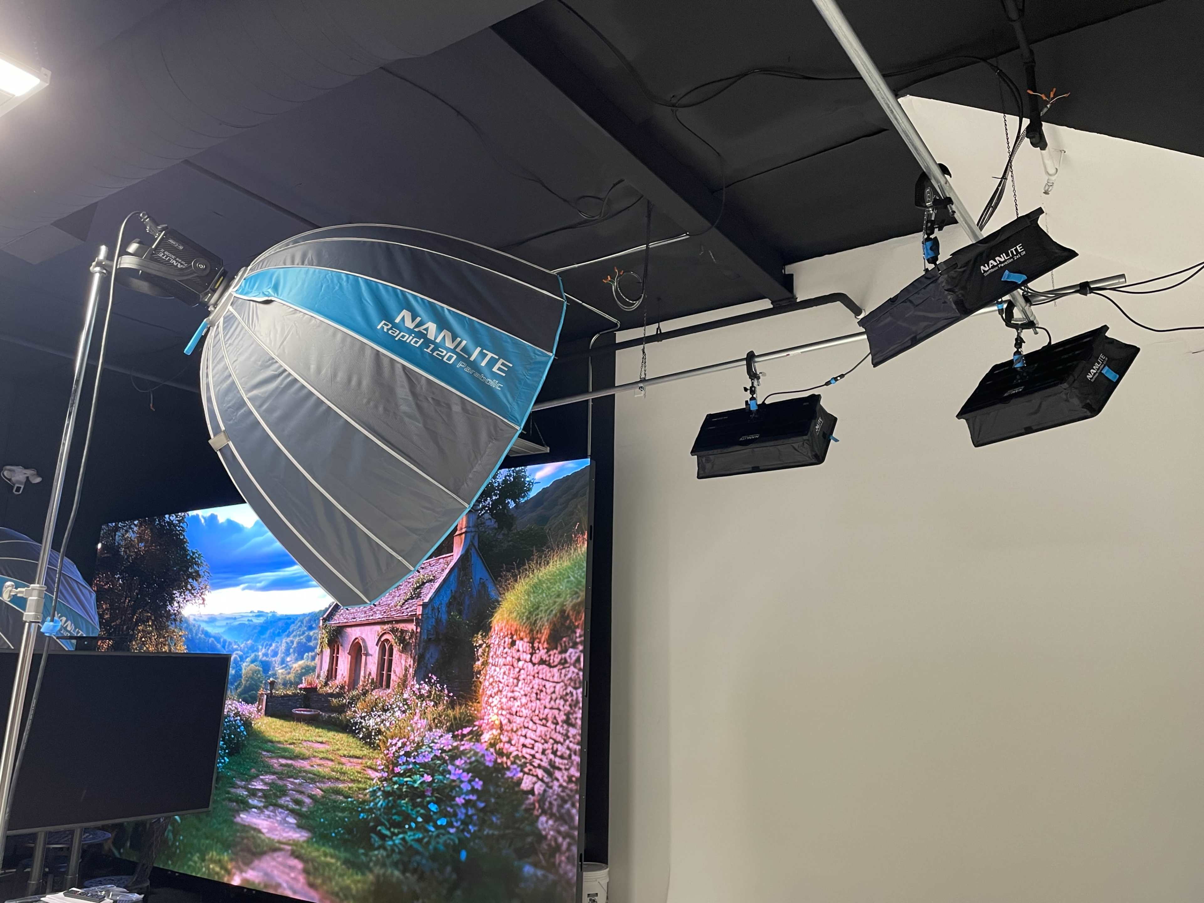 Cinematic Production Studio with LED Wall, Cyc Wall & Bar Set Image in San Juan Capistrano, SAN JUAN CAPISTRANO, CA