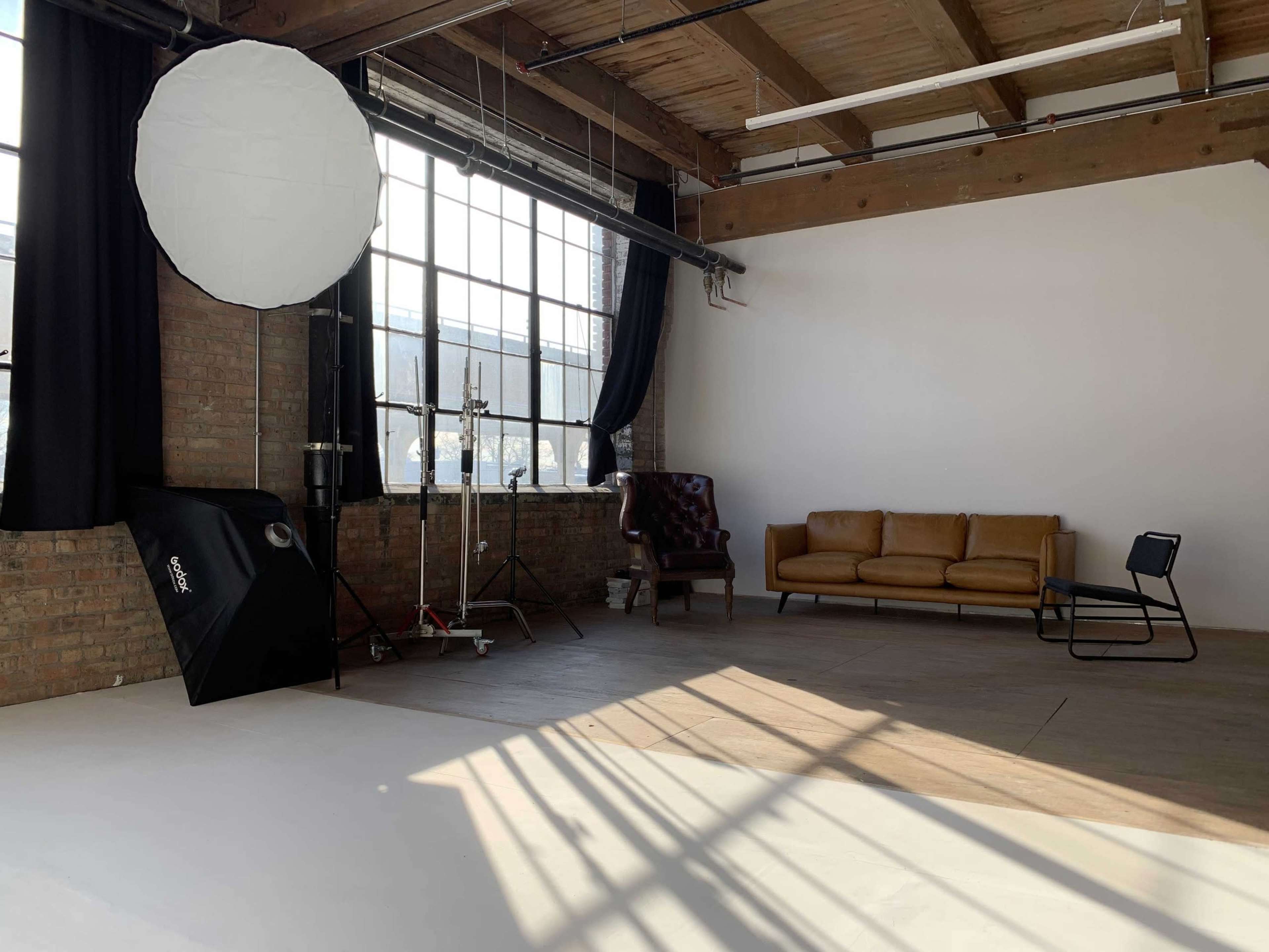 Sunny Cyclorama Studio - EQ Included Image in Garfield Park, Chicago, IL