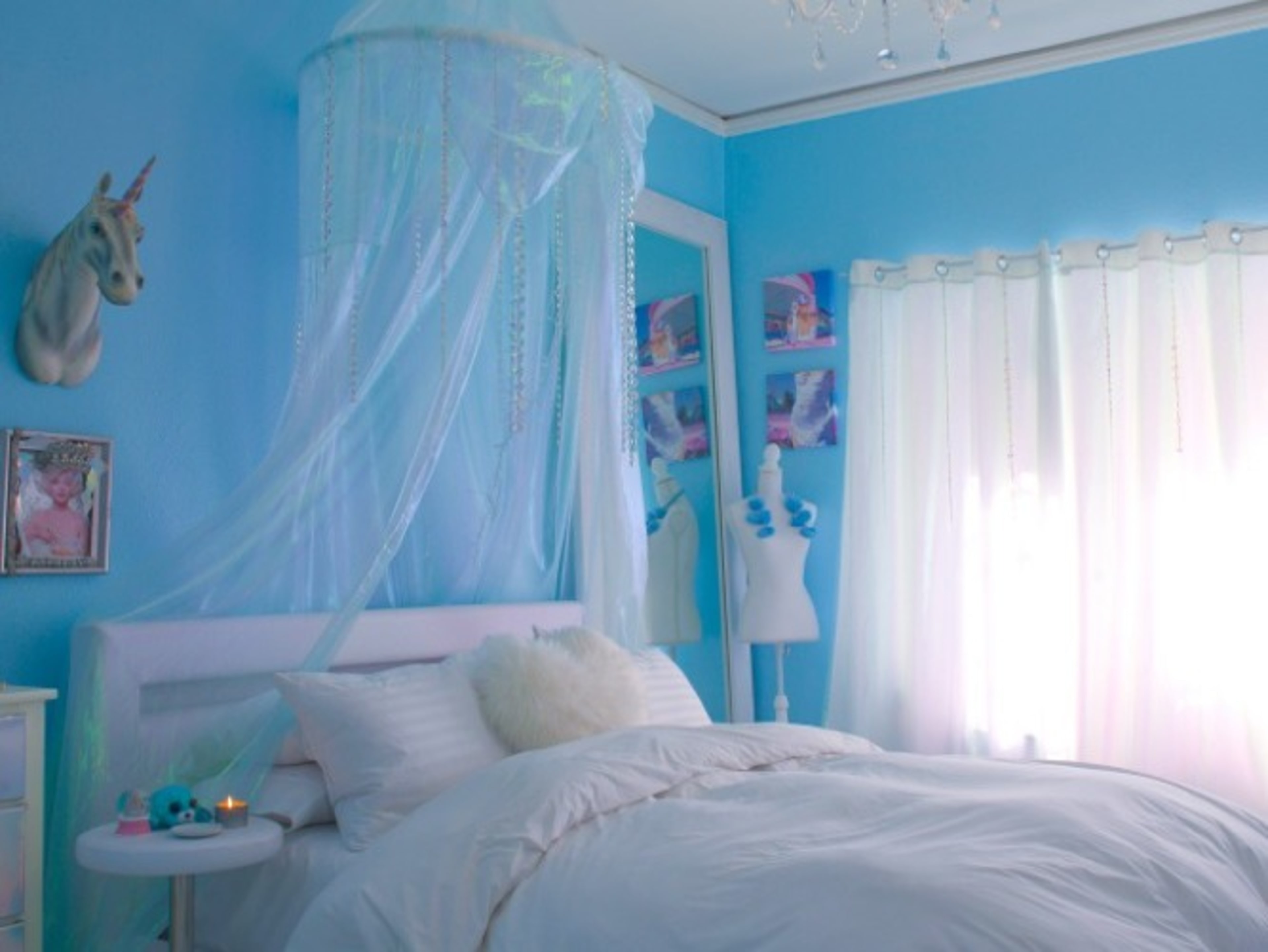 Blue Room 