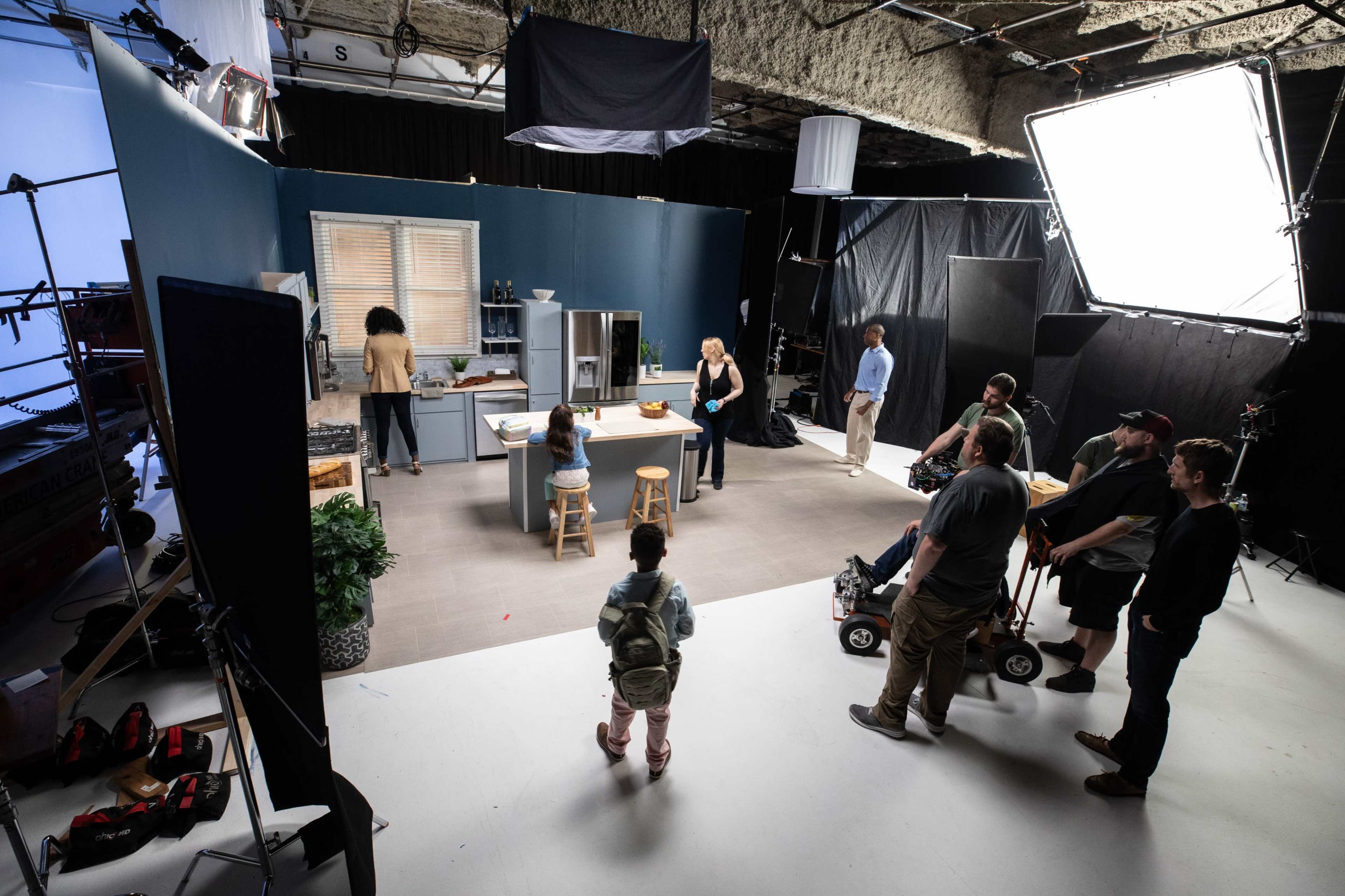 Studio Space with 3 Walled Cyc Image in Mifflin Township, Gahanna, OH
