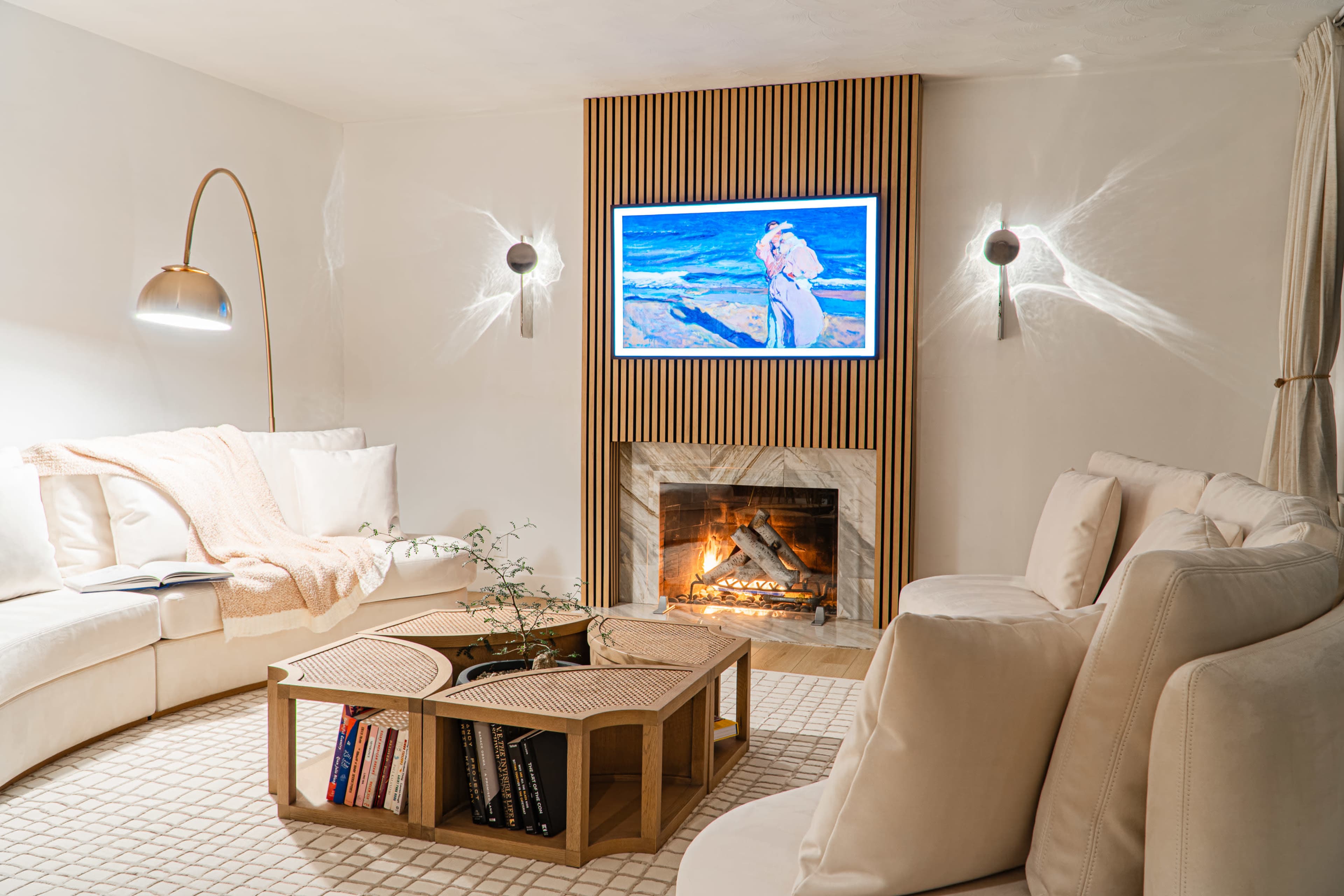 Sunny Elegant Designer Home with All Pink Movie Room and Large Green Yard Image in , Los Angeles, CA