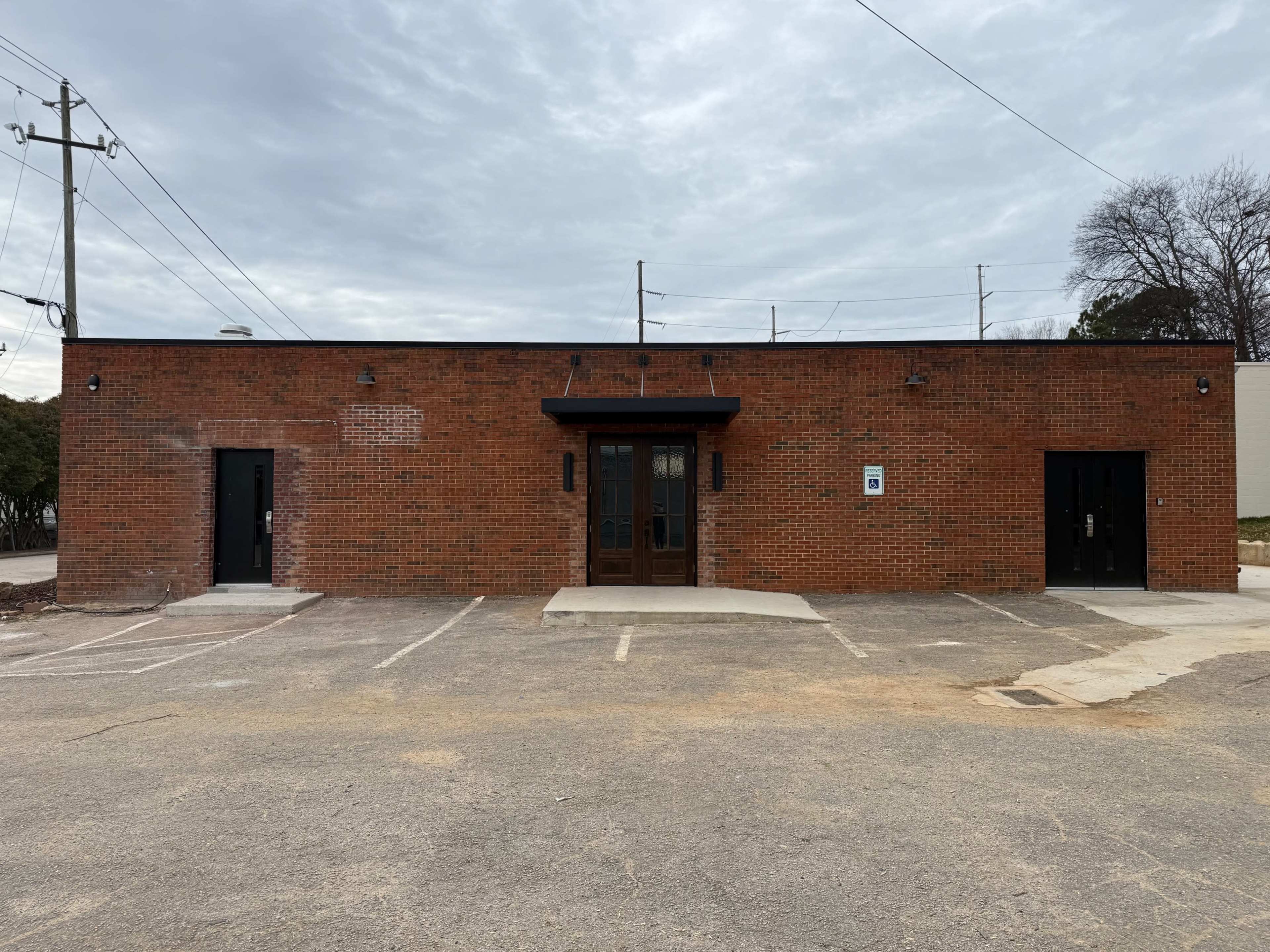 Private Event Space w/ Yard & Patio – Perfect for Meetings and Corporate Events | Five Points Raleigh Image in Raleigh, Raleigh, NC