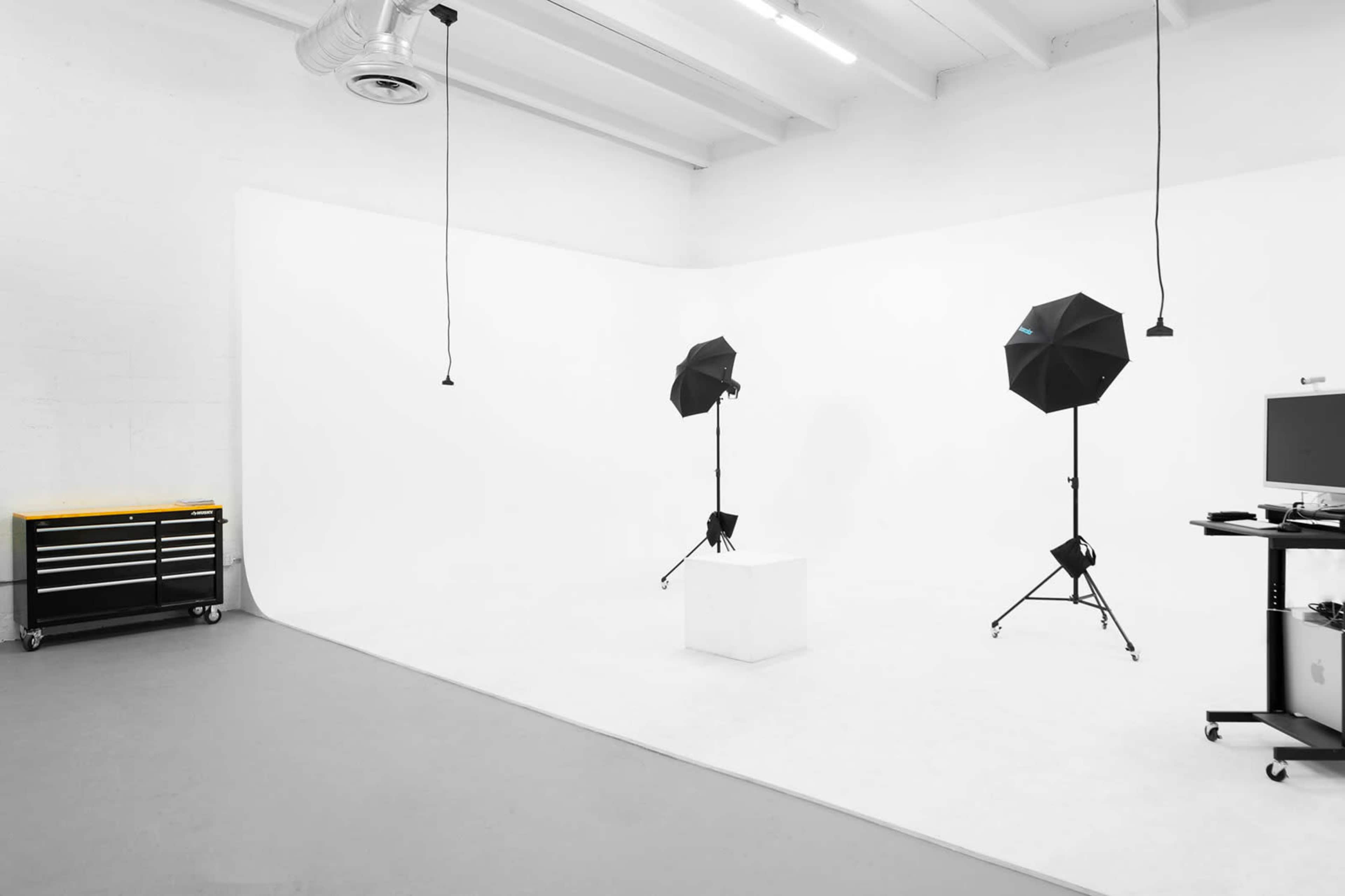 Photo & Video Studio Near Wynwood Image in Allapattah, Miami, FL