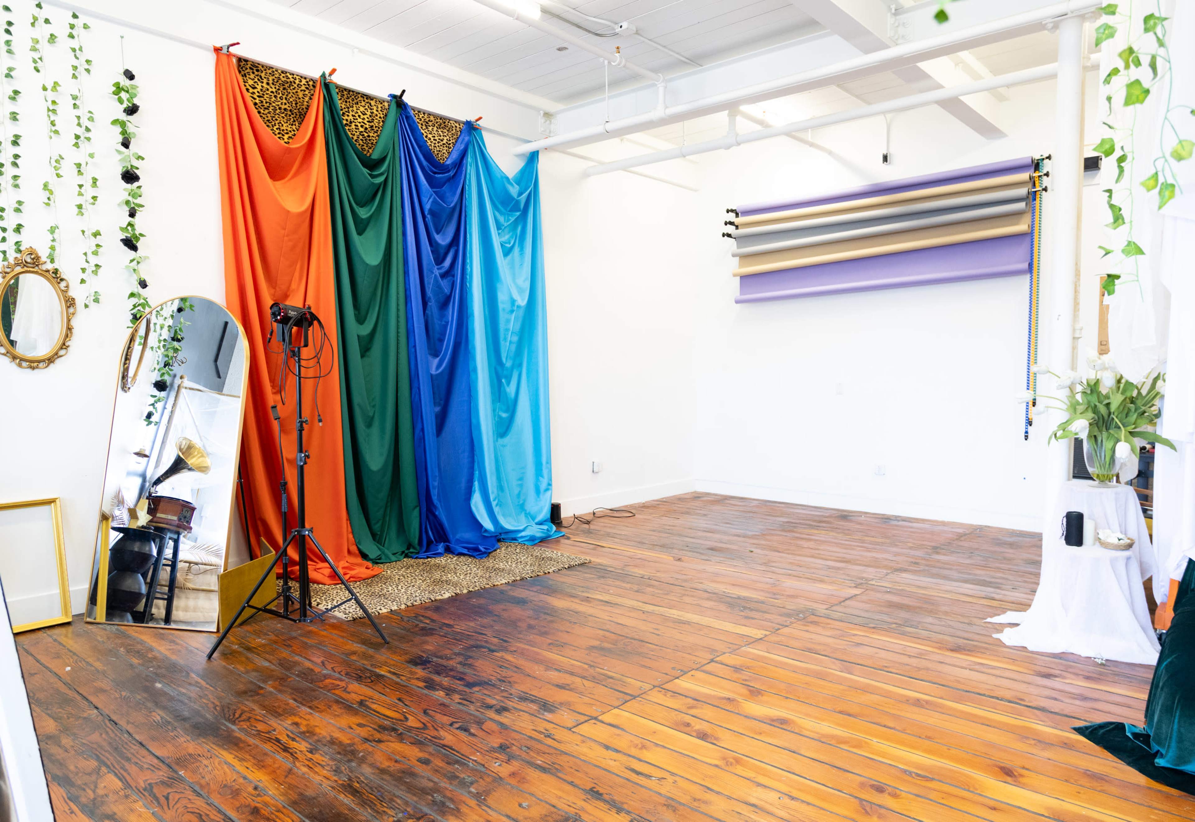 Spacious Industrial Creative Studio with Natural Light Image in East Providence, Rumford, RI