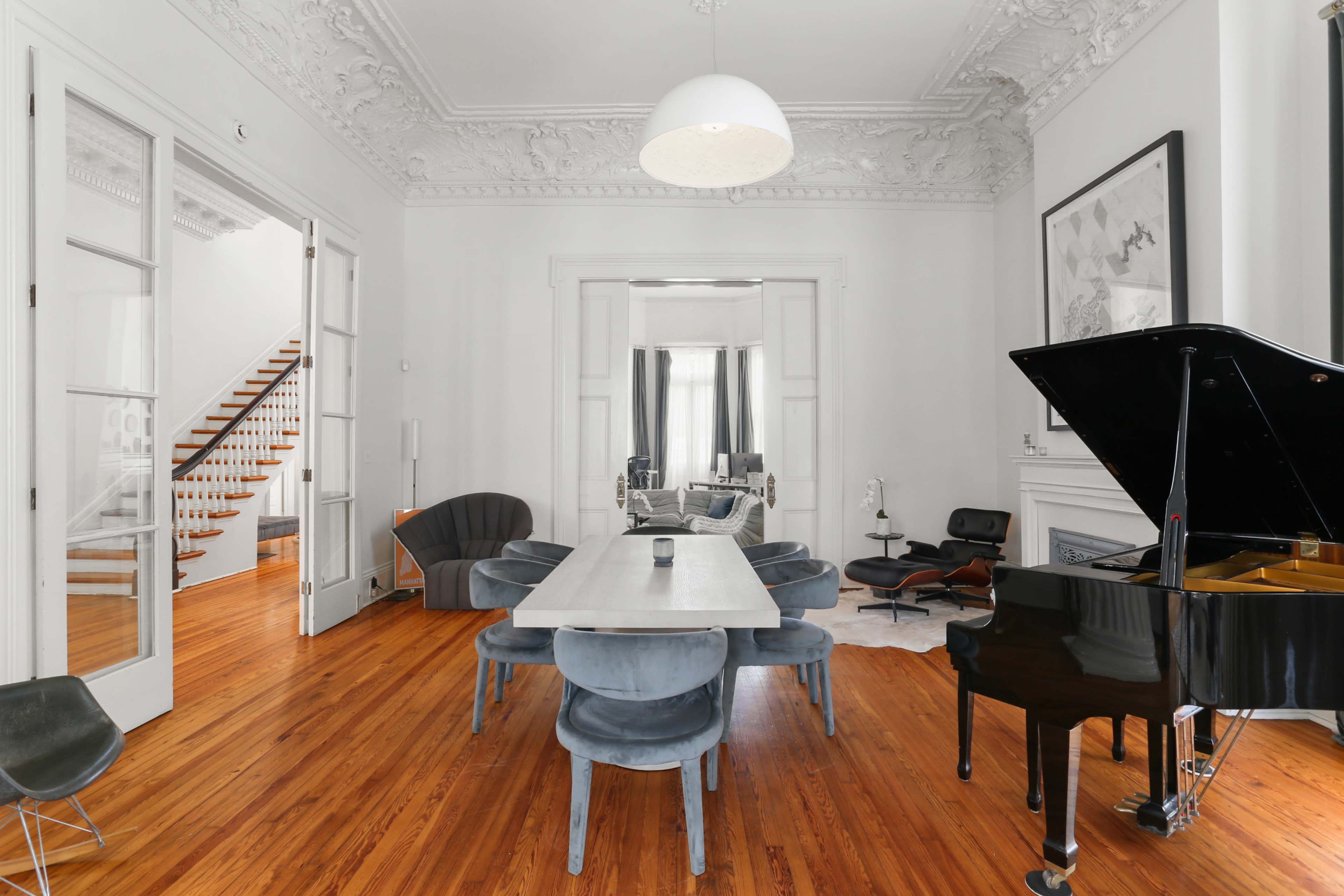 Luxury Estate with Ballroom, Lush Gardens, and Pool. Image in Fairgrounds, New Orleans, LA