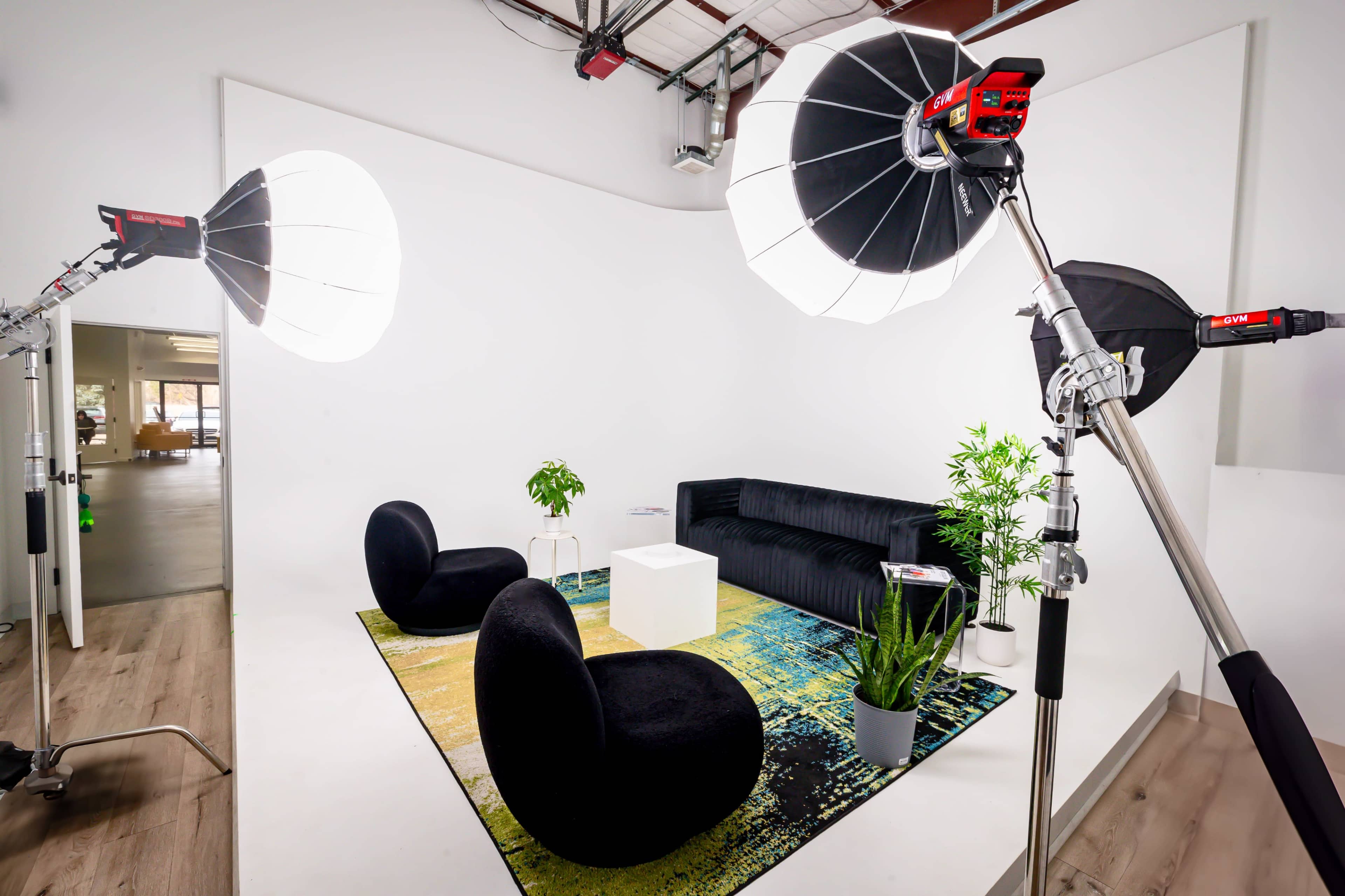 Infinity Cyclorama Studio Image in Ironwood Plaza, Fort Collins, CO