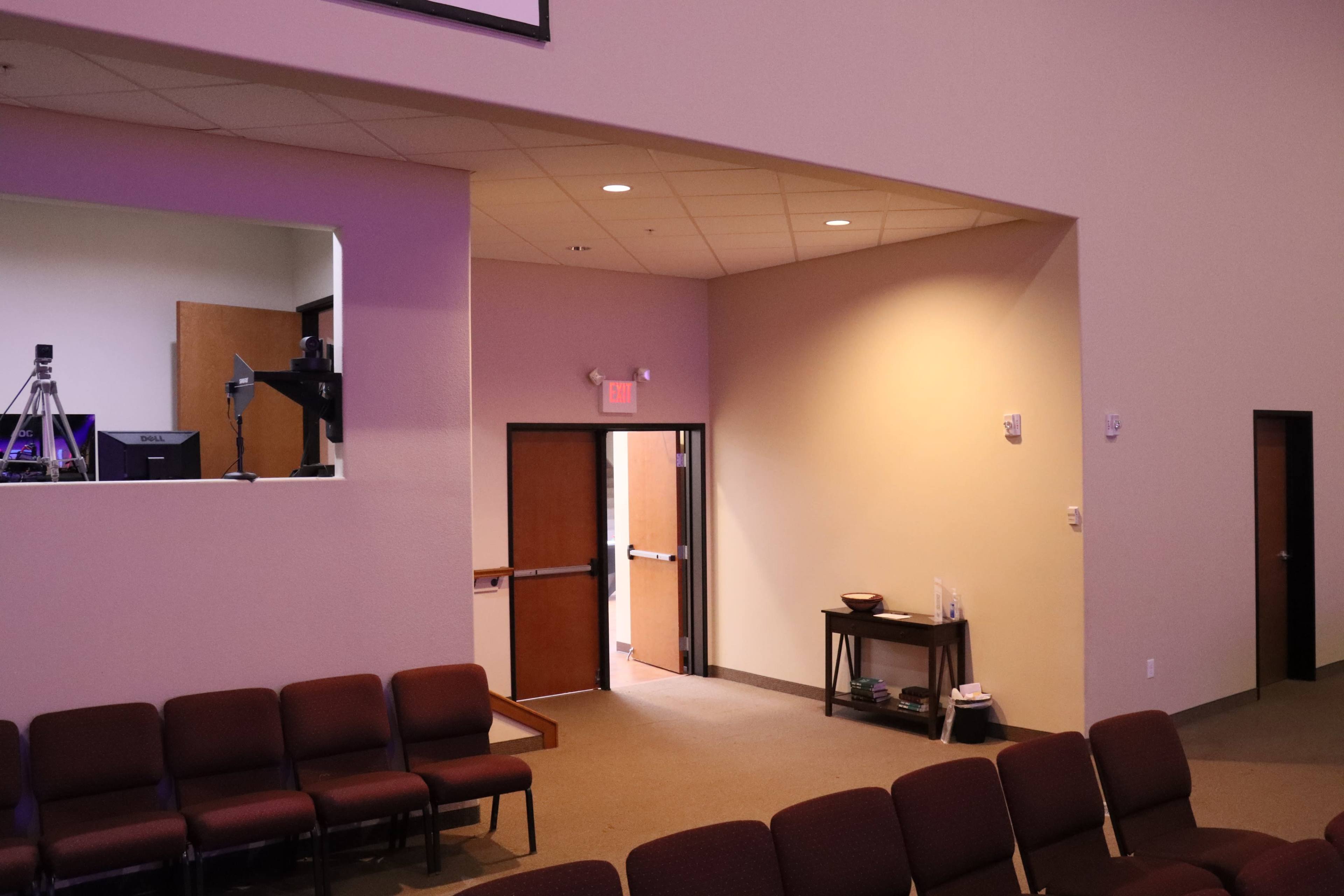 Versatile Sanctuary Image in Denton, Denton, TX