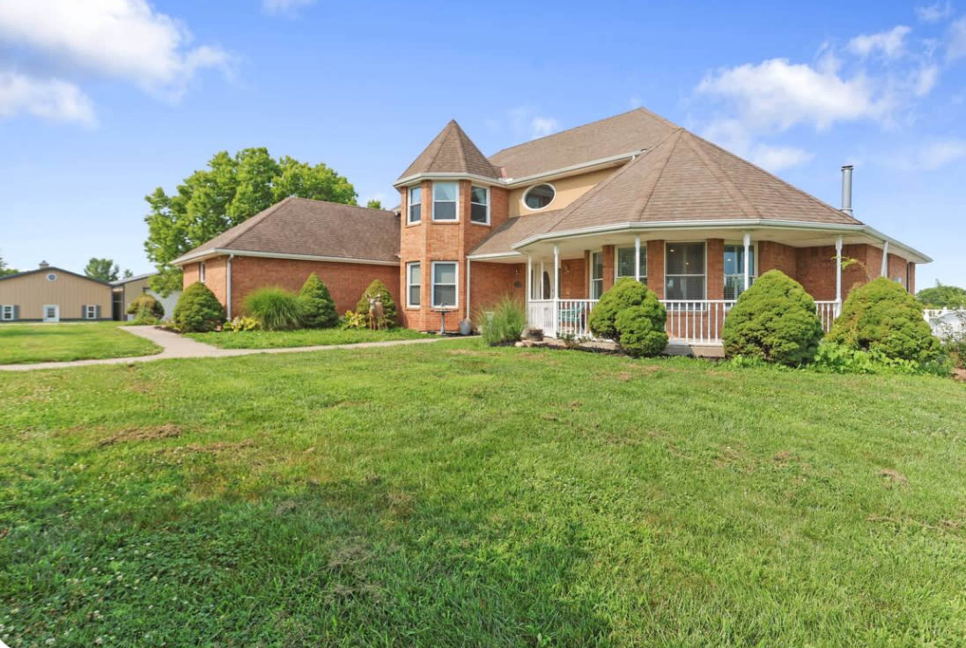 Charming Country Retreat – 5BR Home in Kearney, MO Image in Platte Township, Kearney, MO