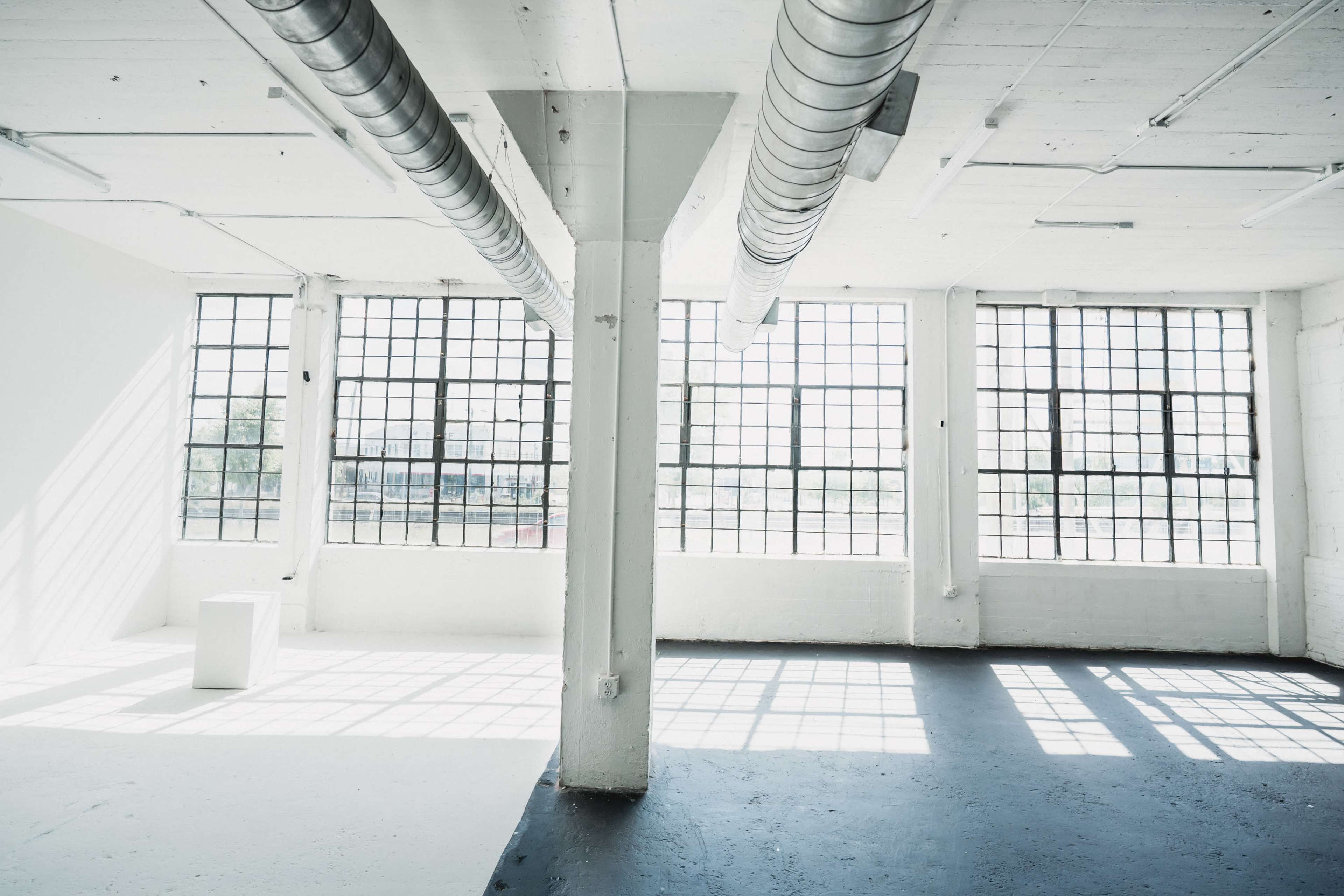 Spacious Natural Light Studio with multiple sets Image in West End, Atlanta, GA