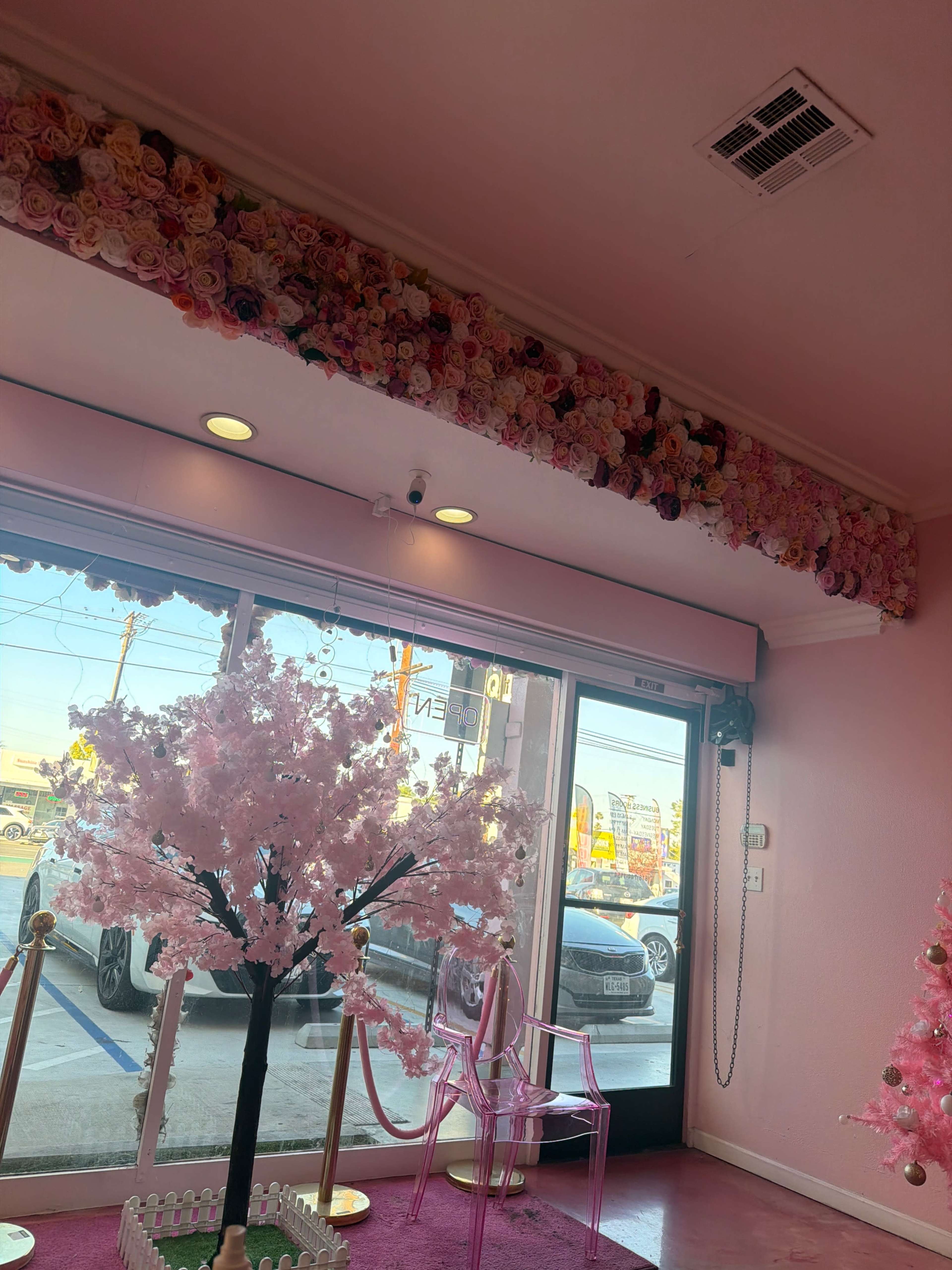 Barbies Dream House Pink salon and suites Image in Woodland Hills, Woodland Hills, CA