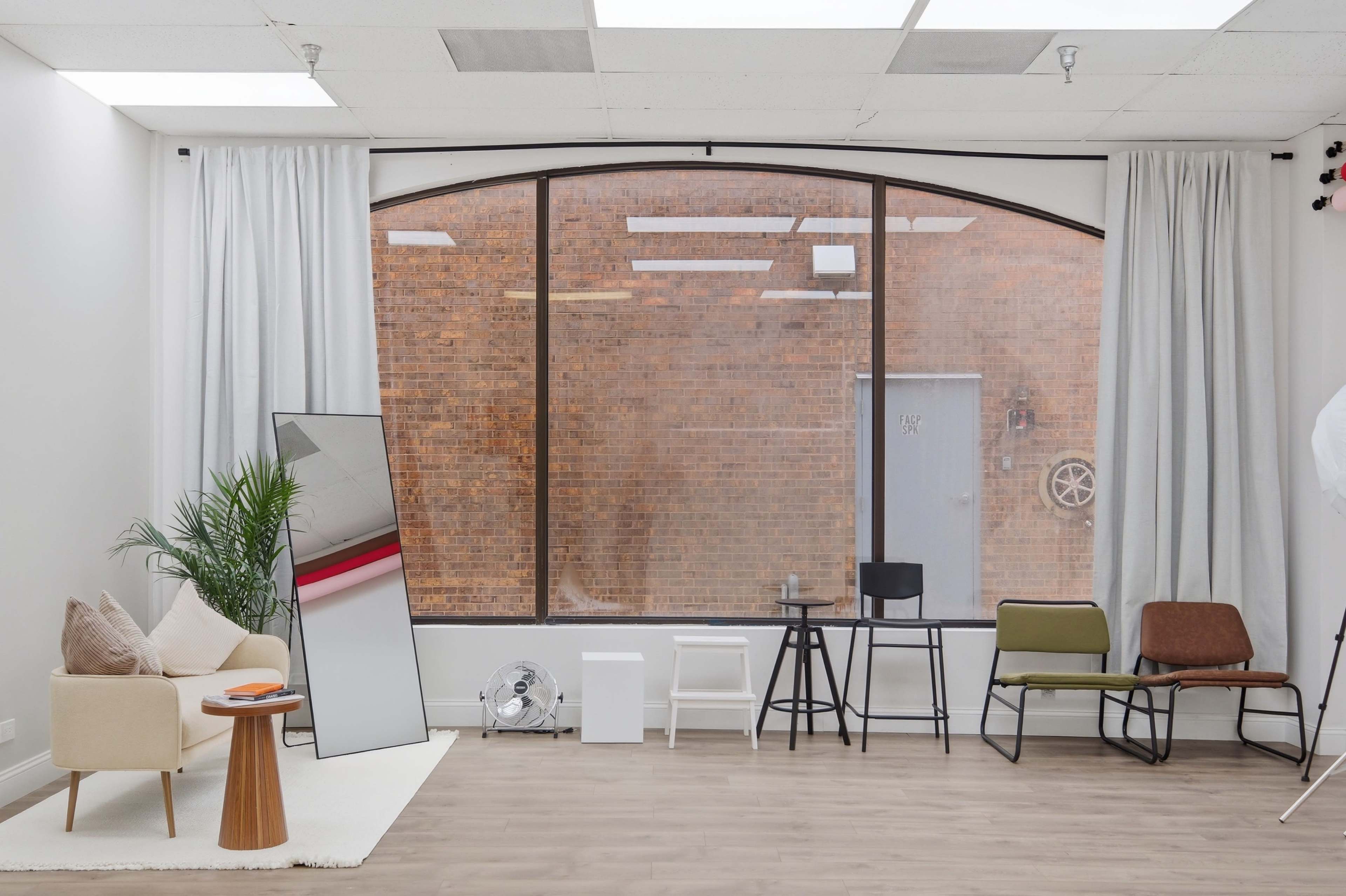 Minimal Photo Studio with White Cyclorama Image in Palatine Township, Palatine, IL