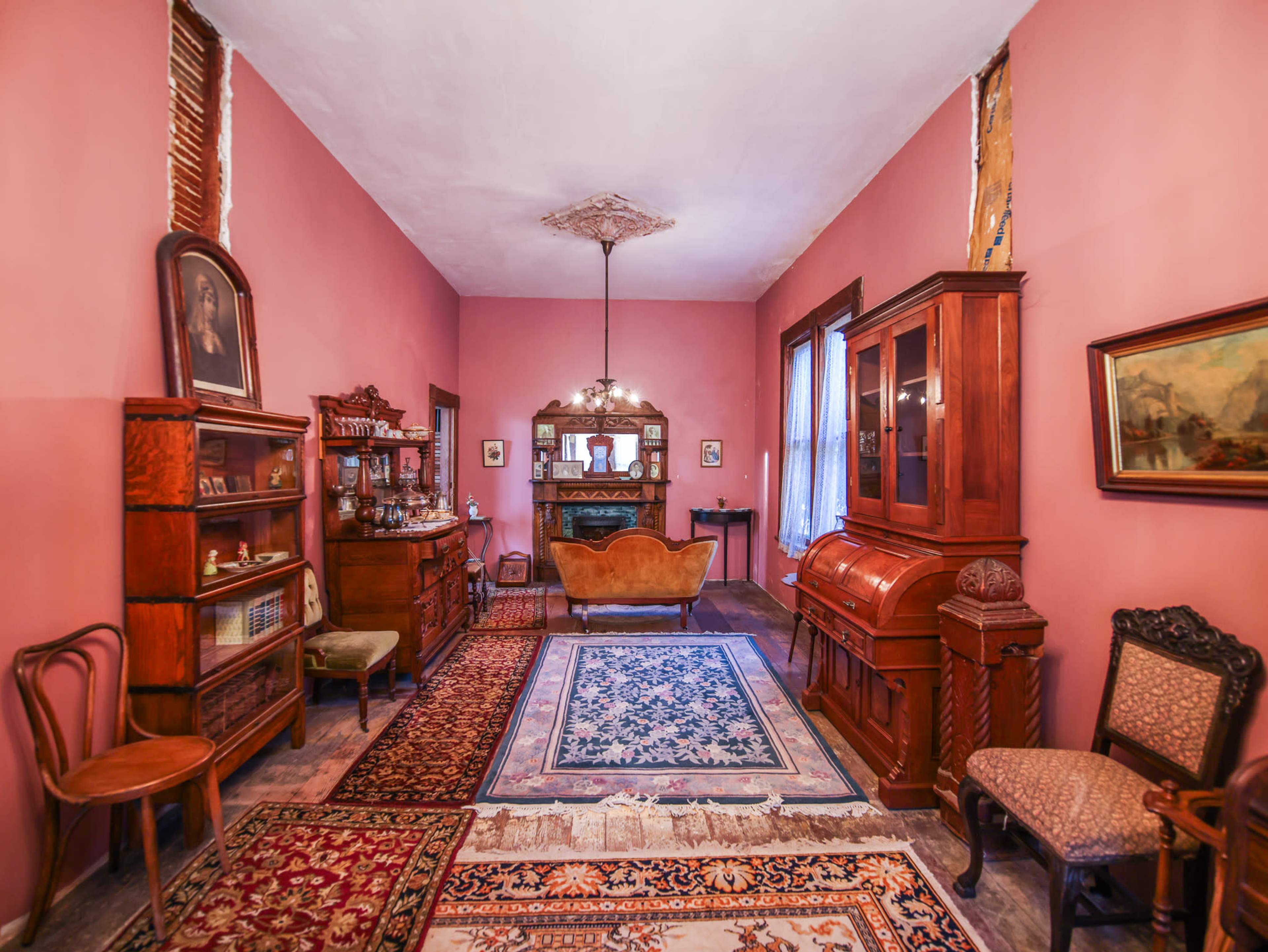 Historic Victorian Mansion #010 in Pasadena | Film & Photo Location Image in Montecito Heights, Los Angeles, CA