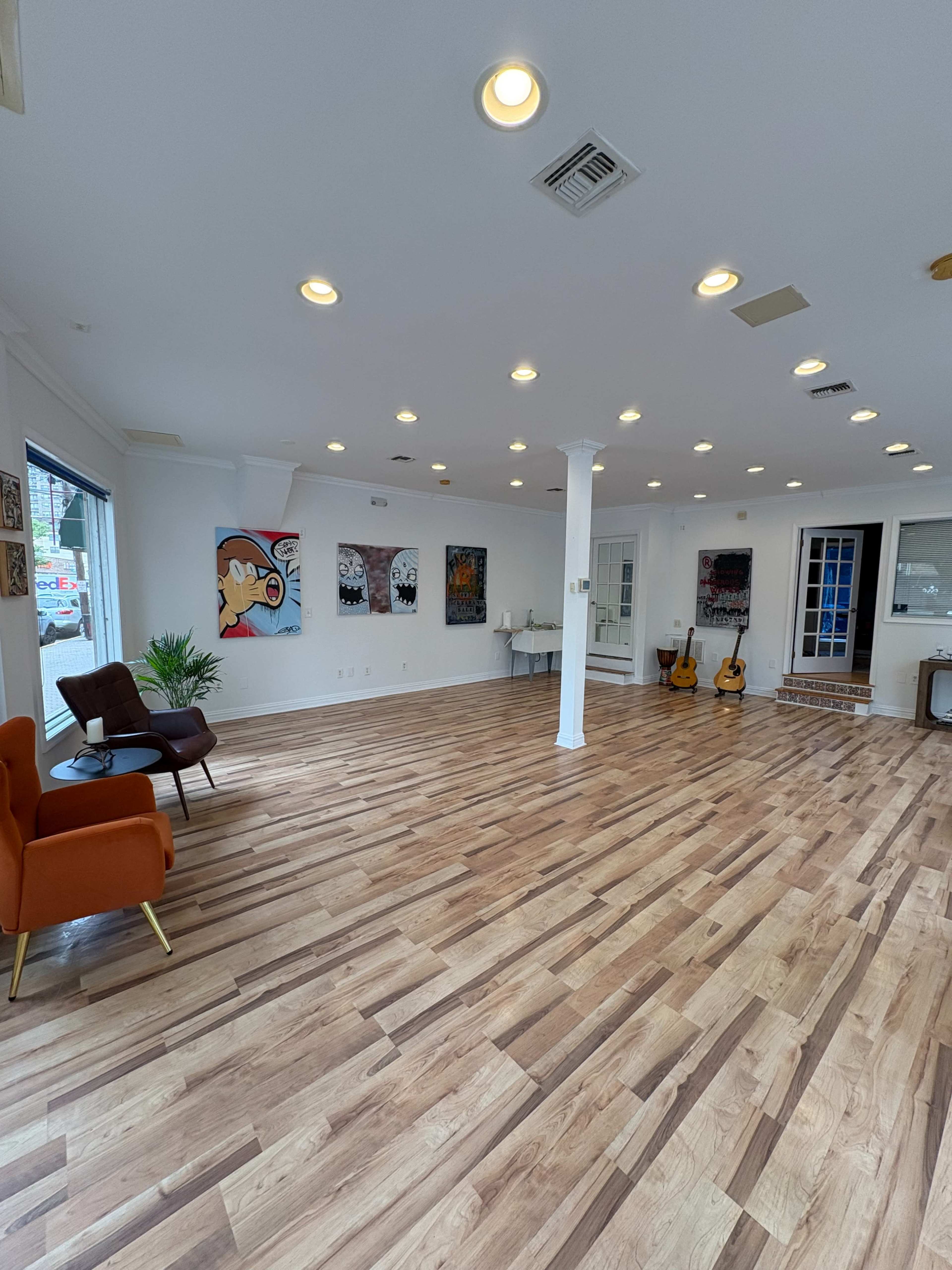 Art Gallery, Music & Photo Studio Image in Weehawken Township, Weehawken, NJ