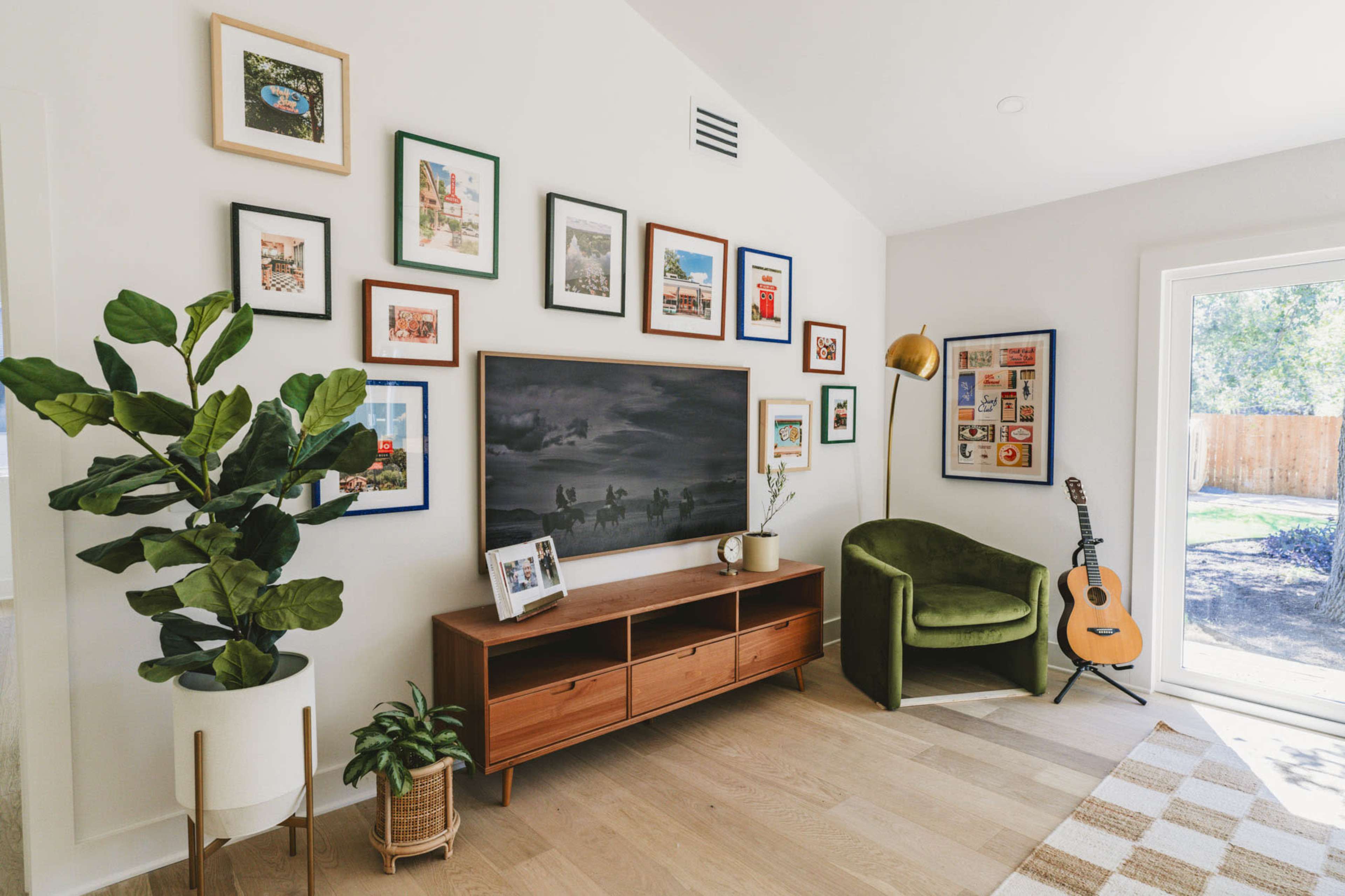 *NEW* Modern Studio House In South Austin With Landscaped Backyard Image in South Manchaca, Austin TX, TX