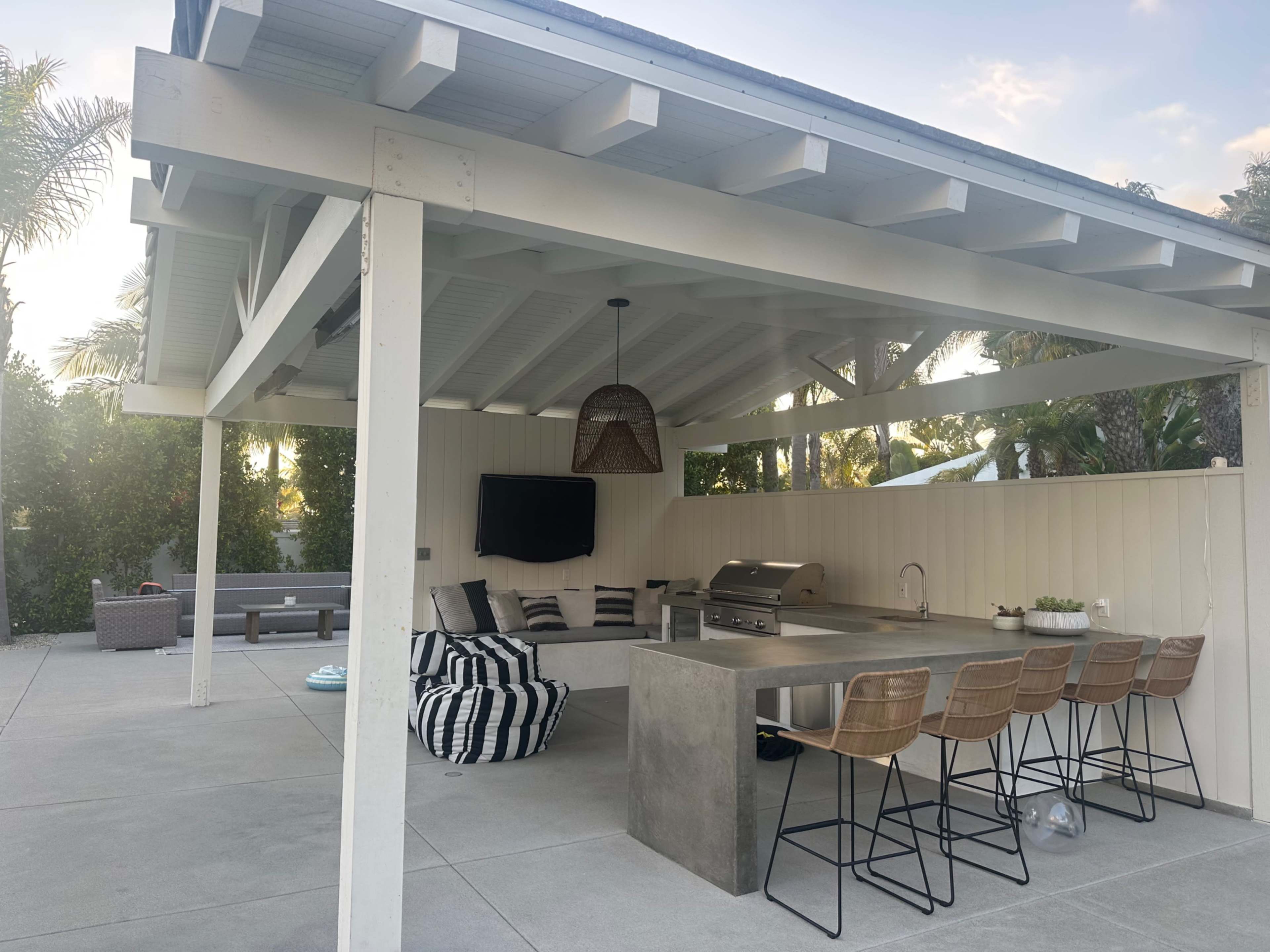Encinitas Modern Coastal Home with Entertainer's Backyard & Pool Image in Leucadia, Encinitas, CA