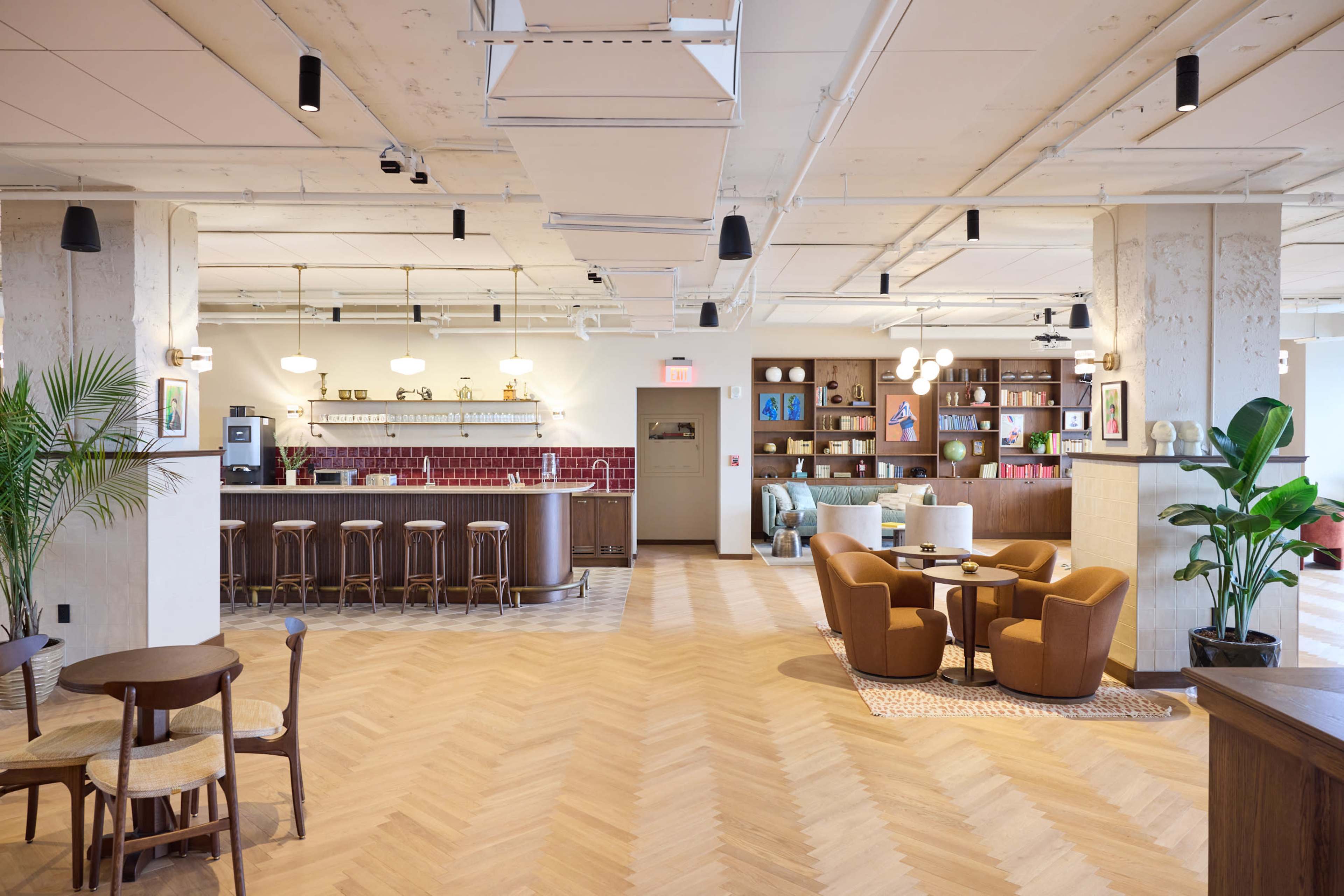 Meeting Room Downtown (Up to 8 people) Image in Downtown Miami, Miami, FL