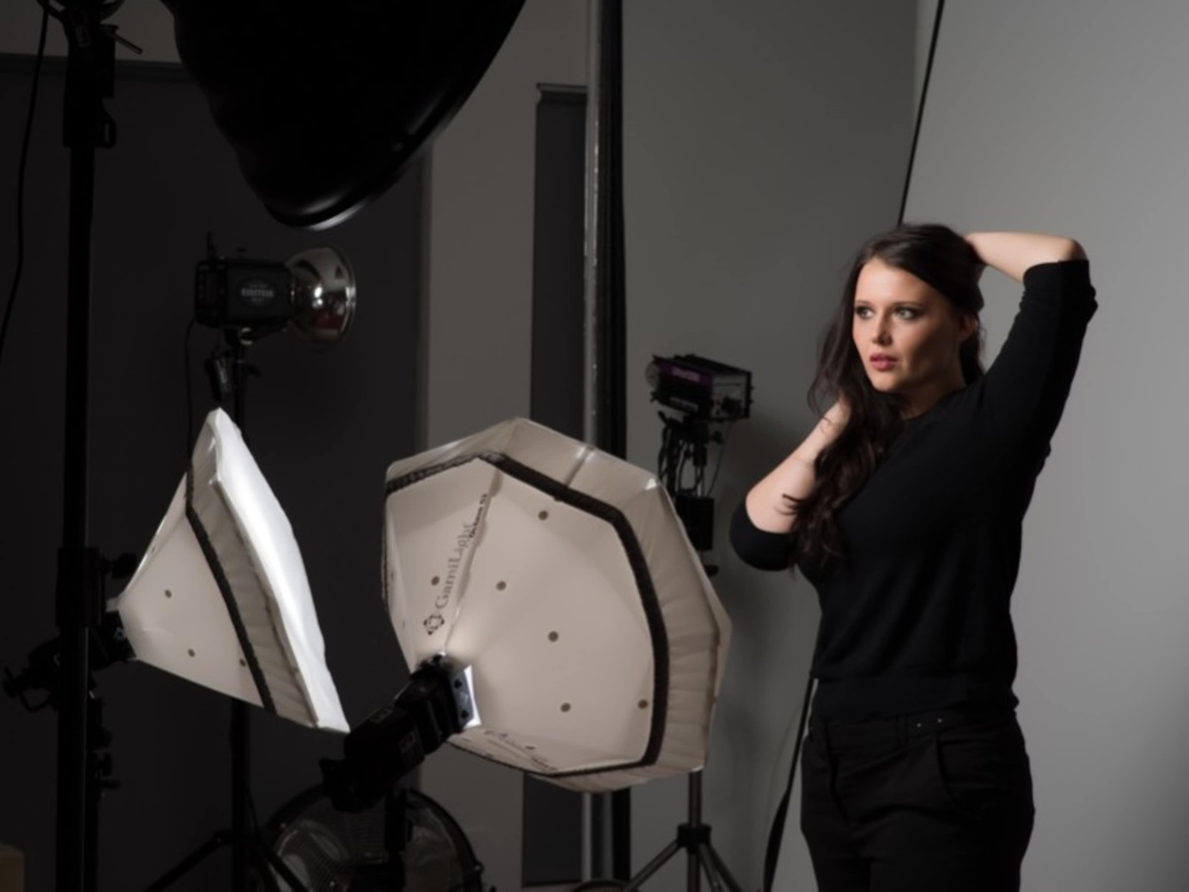 Professional Lighting Assistant