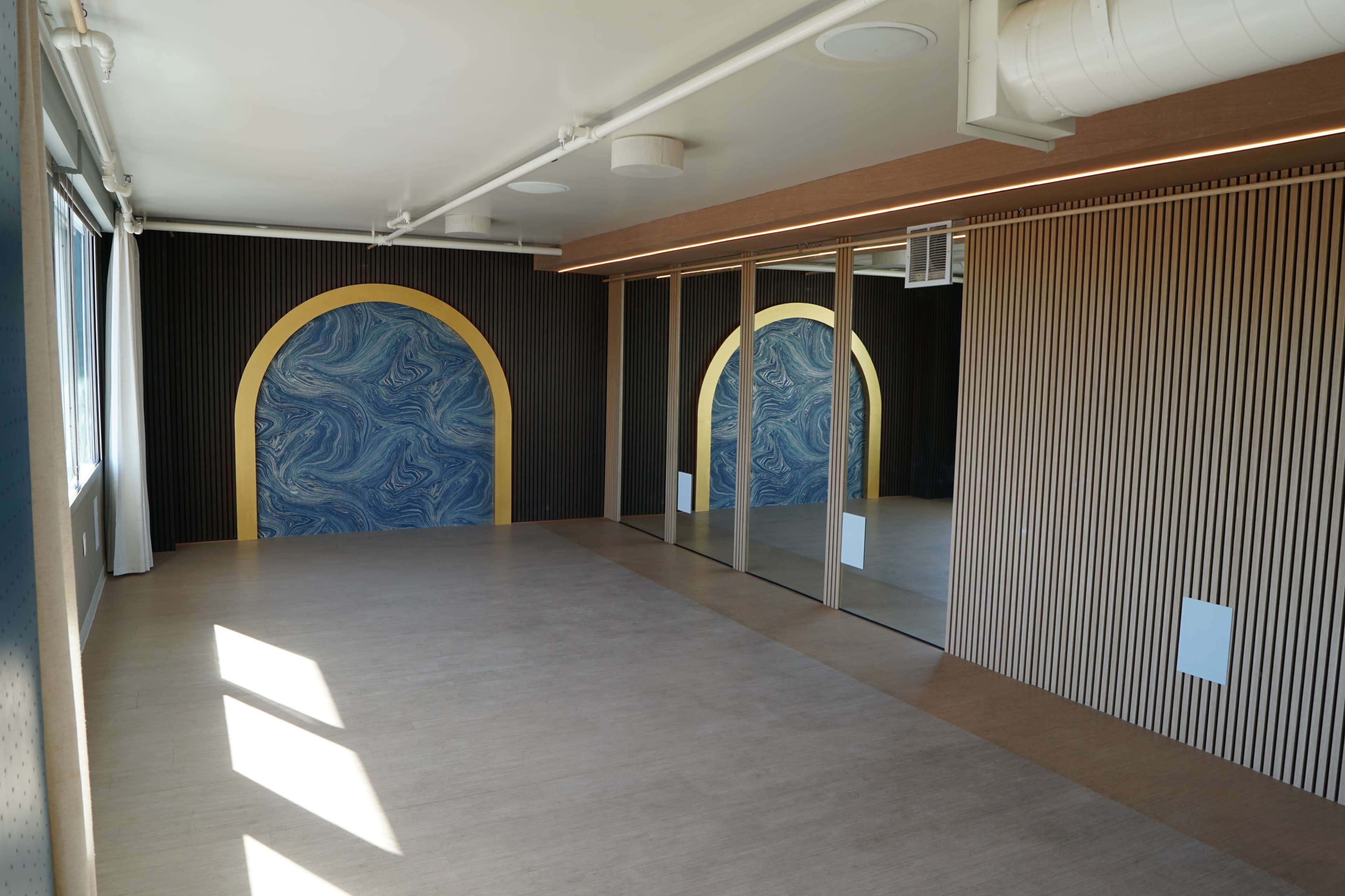 Yoga Studio, Fully Equipped & Staffed Image in Sawtelle, Los Angeles, CA
