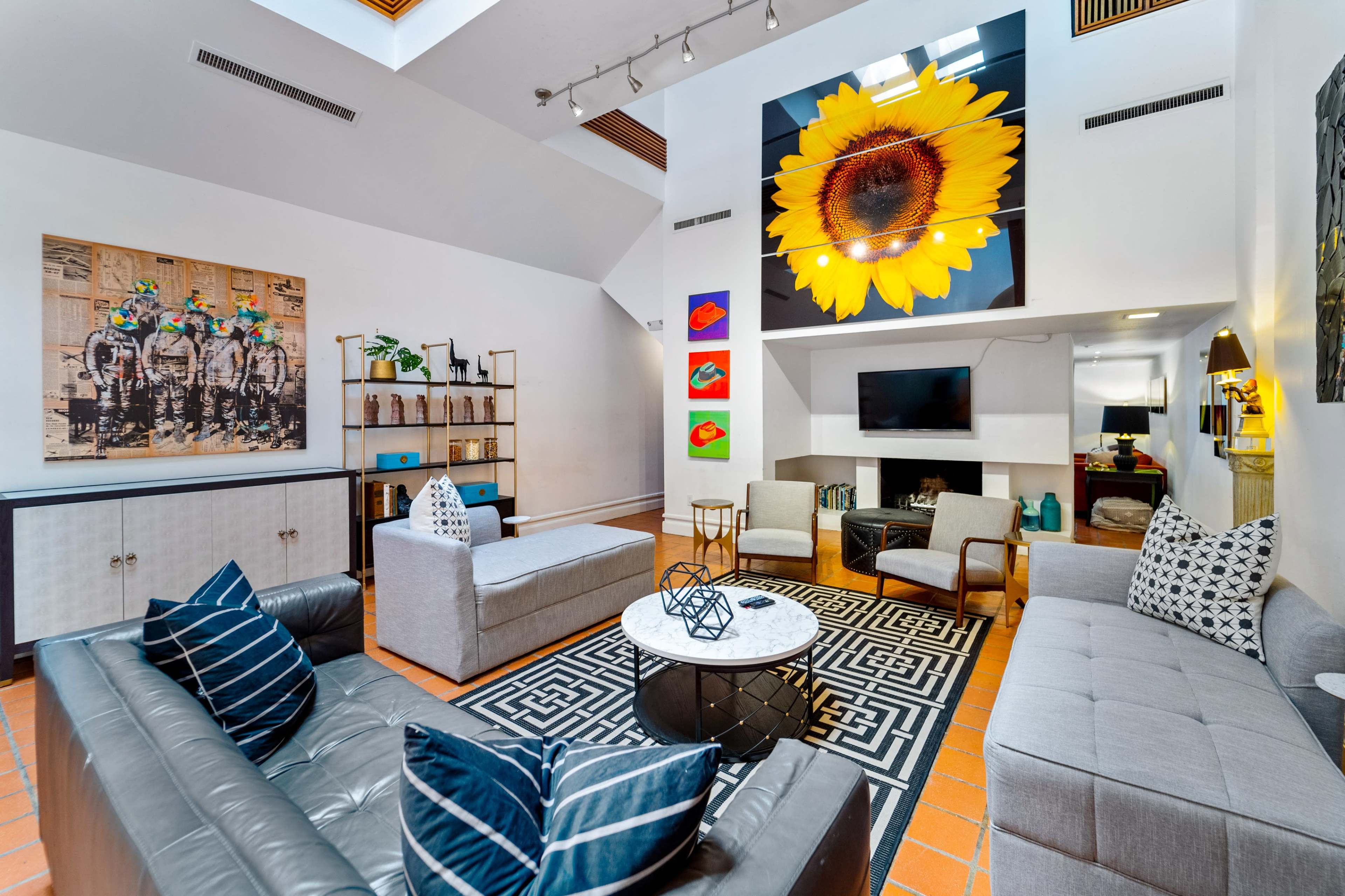 Historic Old 6th St Estate w Glass Ceiling and Indoor Pool Image in Downtown Austin, Austin, TX