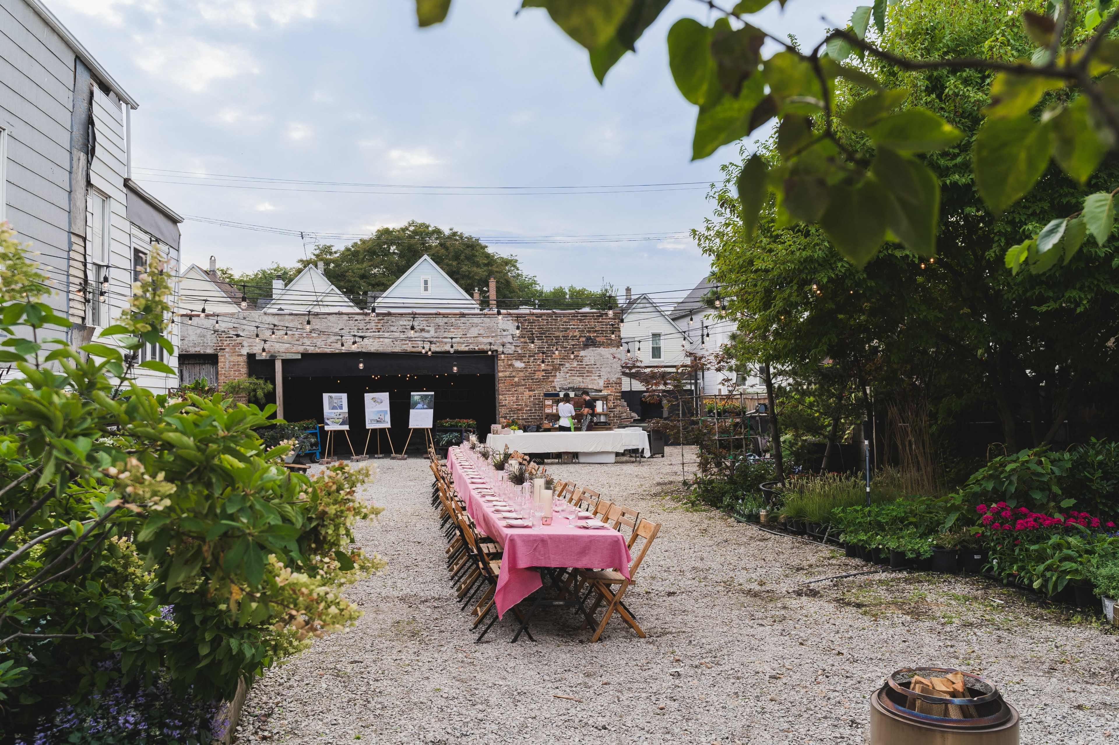 Bright & Spacious Logan Square Garden Oasis Image in Logan Square, Chicago, IL