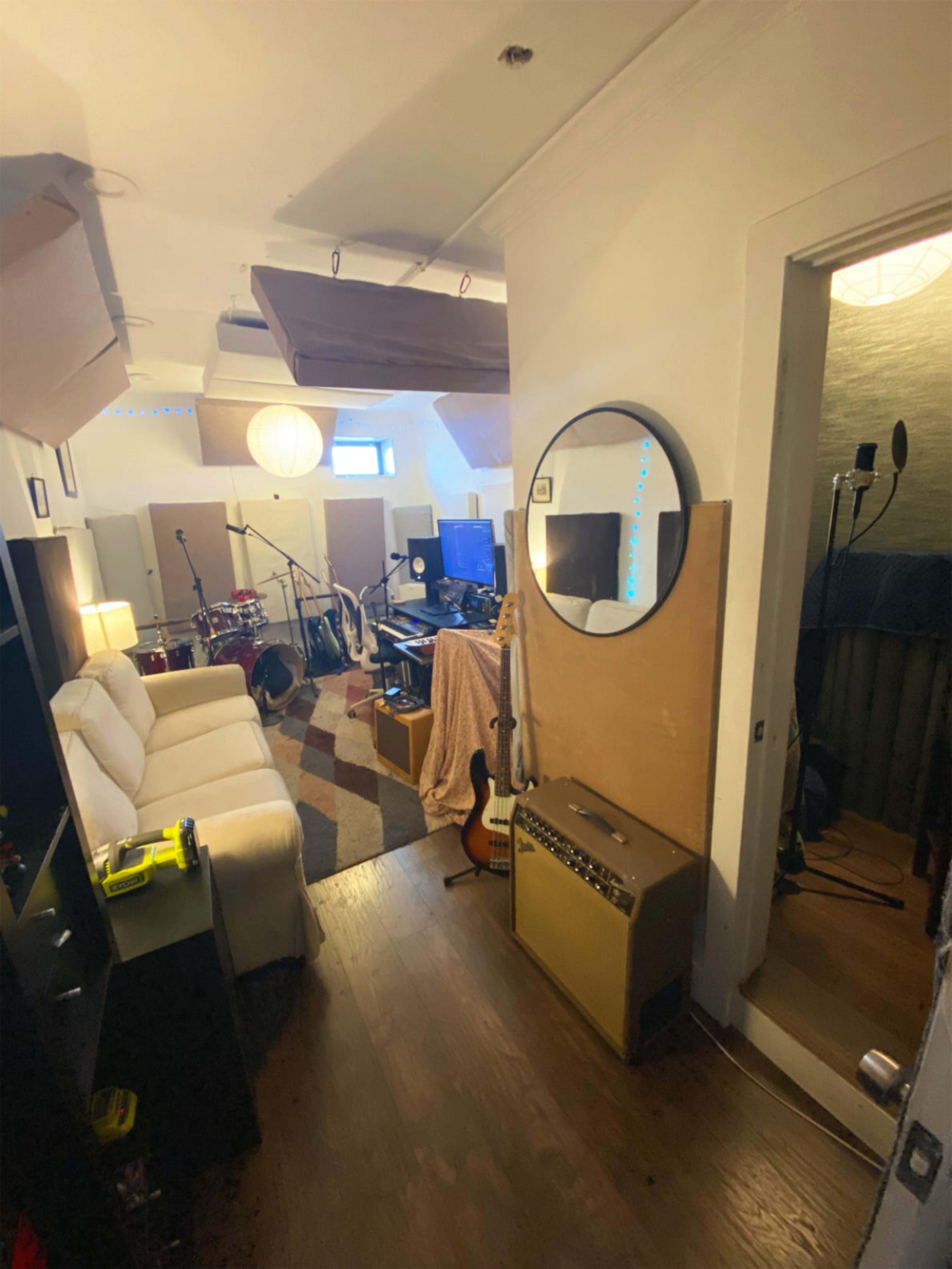 Rehearsal, Production, Recording studio share in Williamsburg Image in East Williamsburg, brooklyn, NY