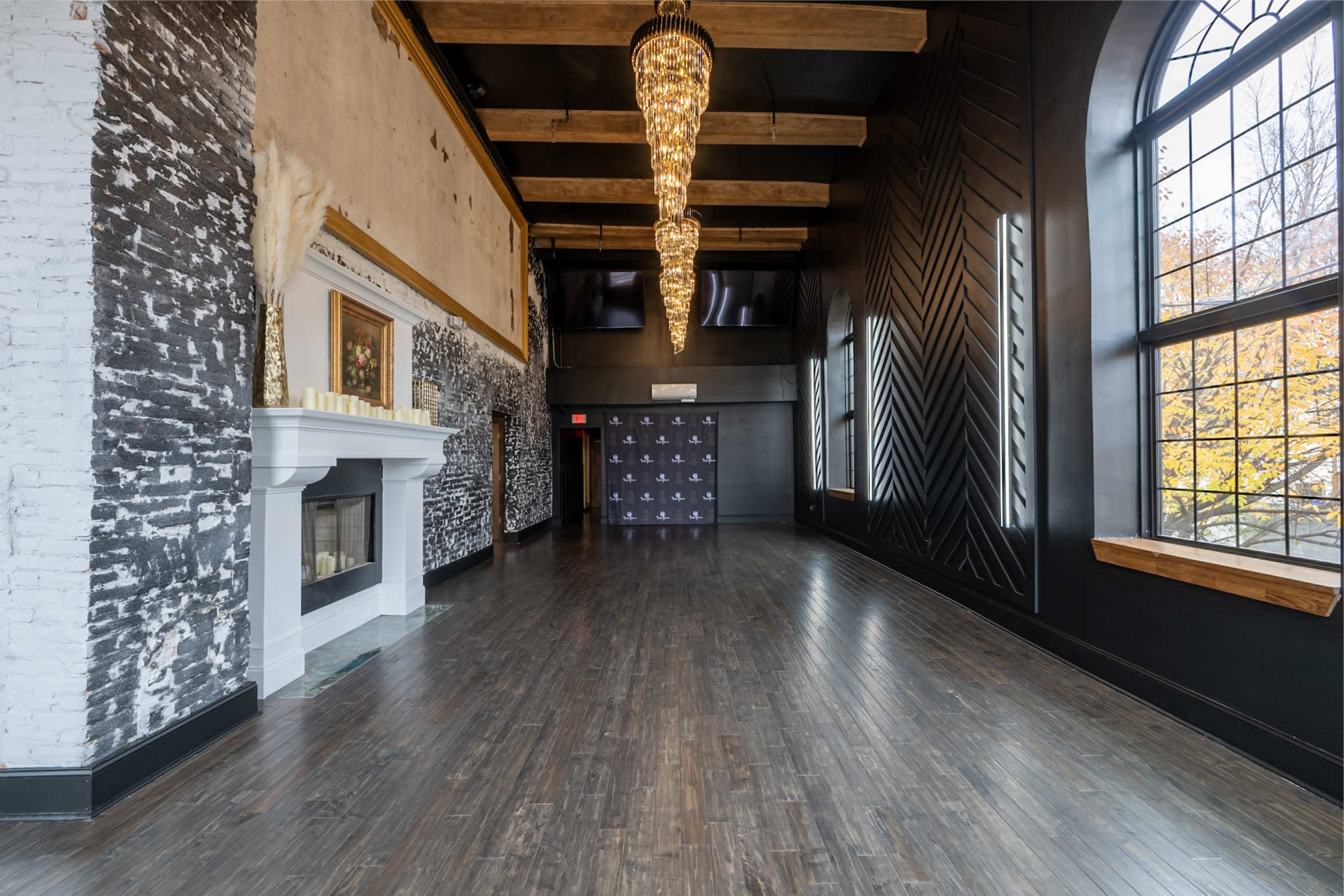Premier Upscale Venue - 2 Image in Passyunk Square, Philadelphia, PA
