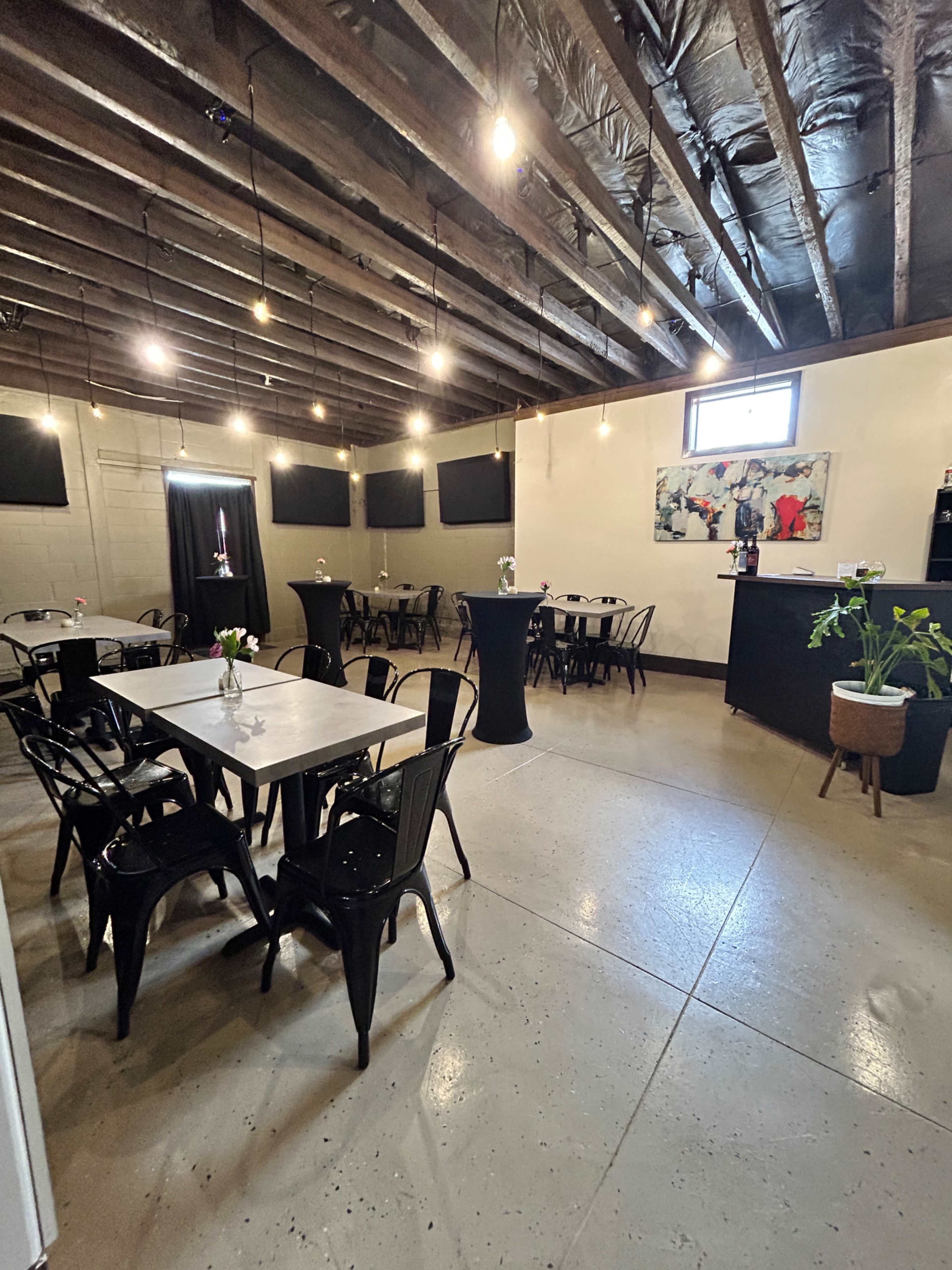 Eclectic Multi-Room Space in the Heart of Seminole Heights Image in Southeast Seminole Heights, Tampa, FL