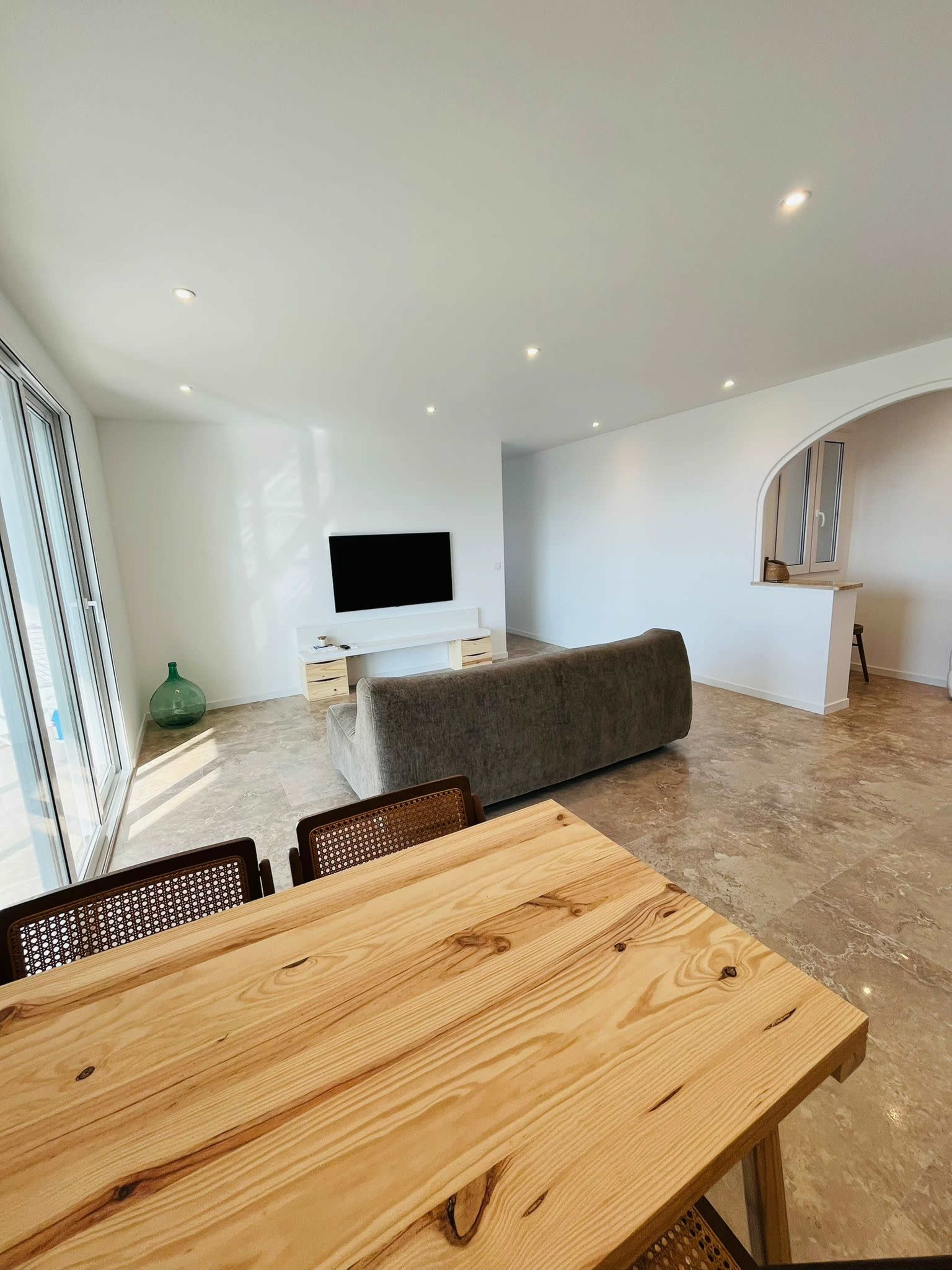 Airy, Light-Filled Apartment With Terrace — Perfect for Content Creation Image in , Magagnosc