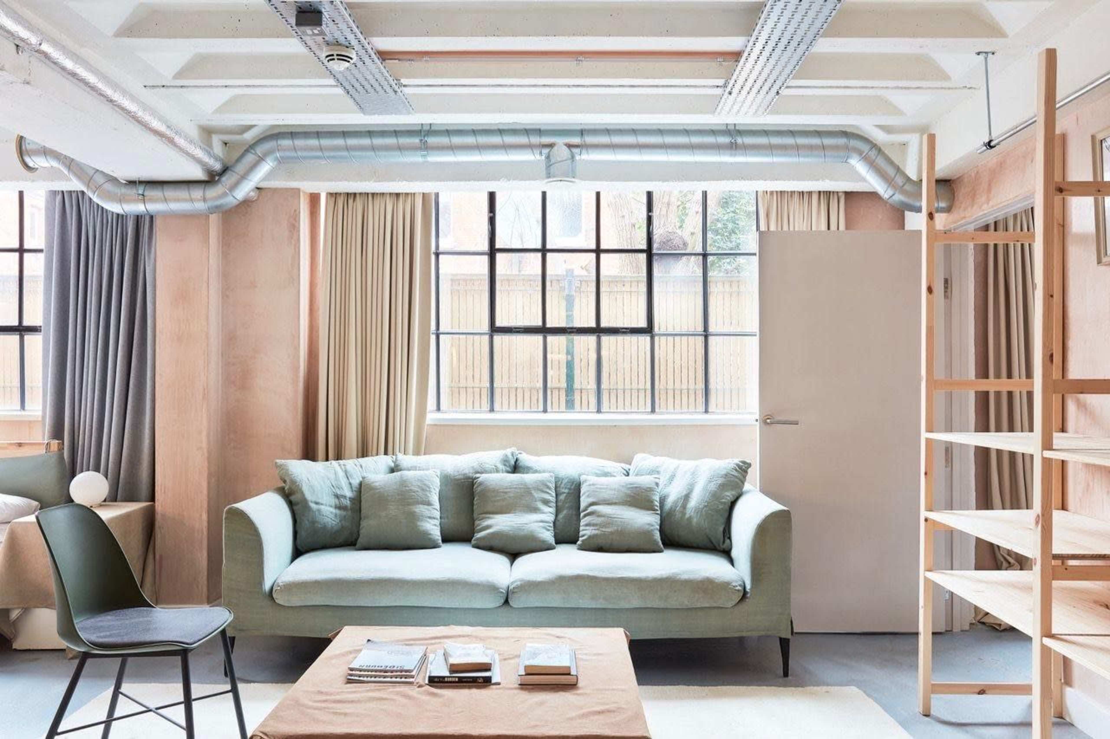 Spacious NW London Sanctuary Image in Cricklewood, London, ENG
