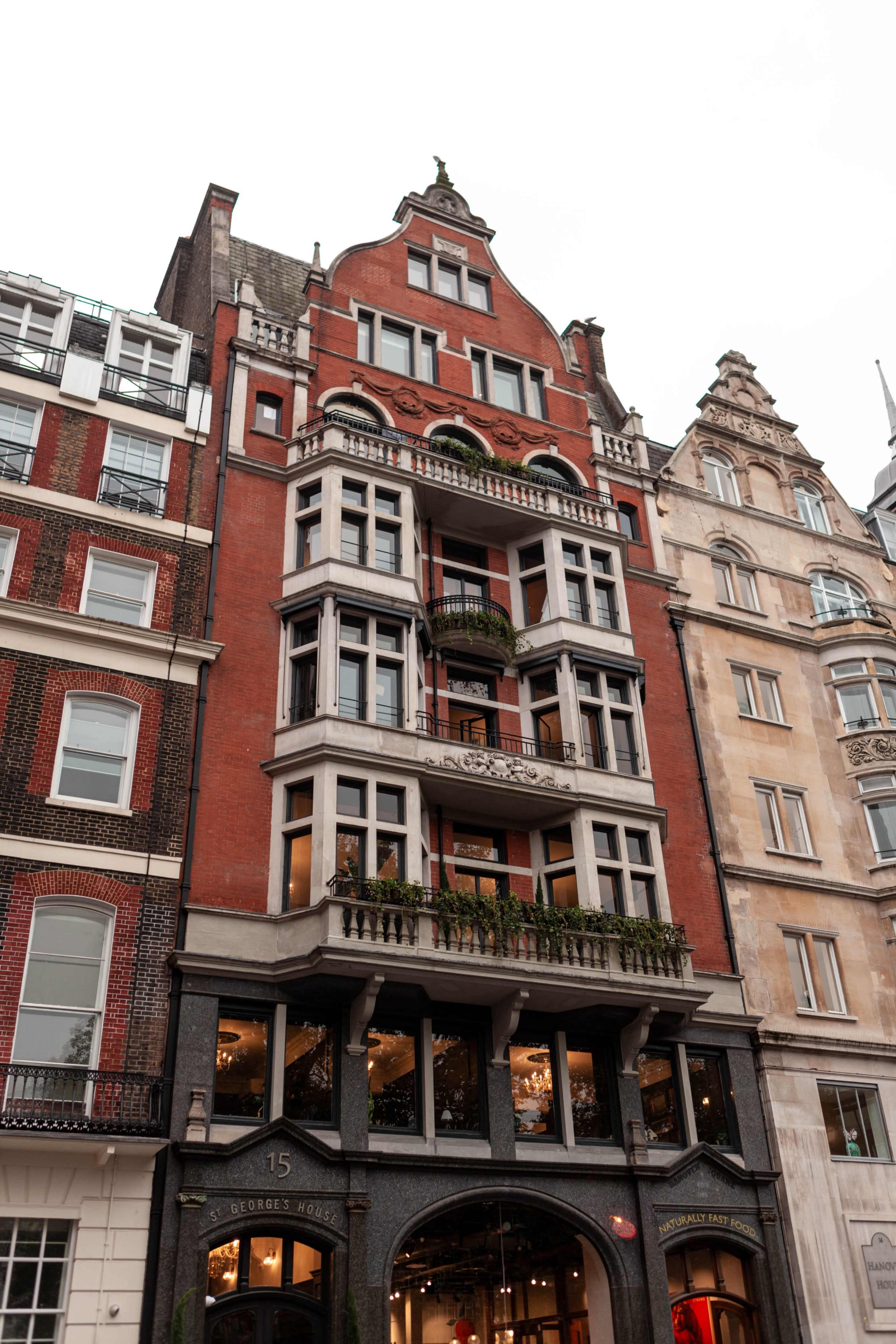 Meeting Room hire in Mayfair – Elegant Boardroom at Hanover Square Image in Mayfair, London, ENG