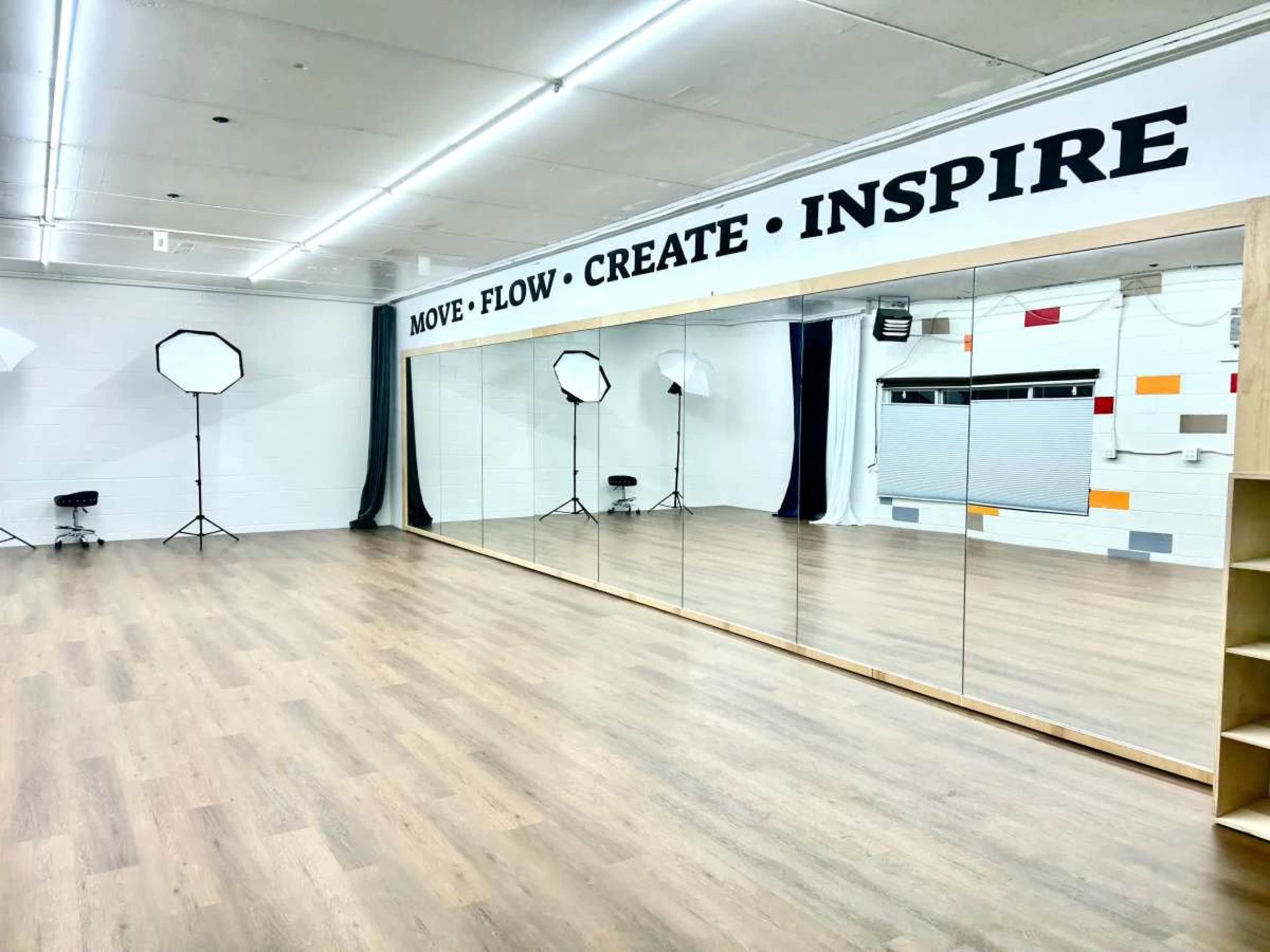 Bright Dance Studio with Sprung Floor & Mirrors | Kenmore Image in Kenmore, Kenmore, WA