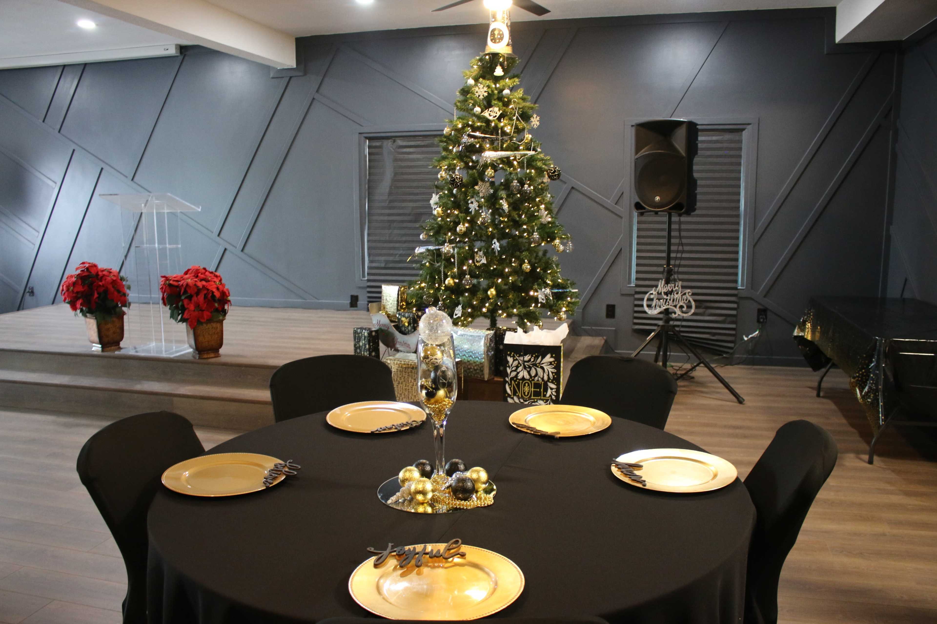 Urban Loft Venue: Banquets, Small Concerts, Events, Conferences, Photoshoots & More Image in Hawthorne, Hawthorne, CA