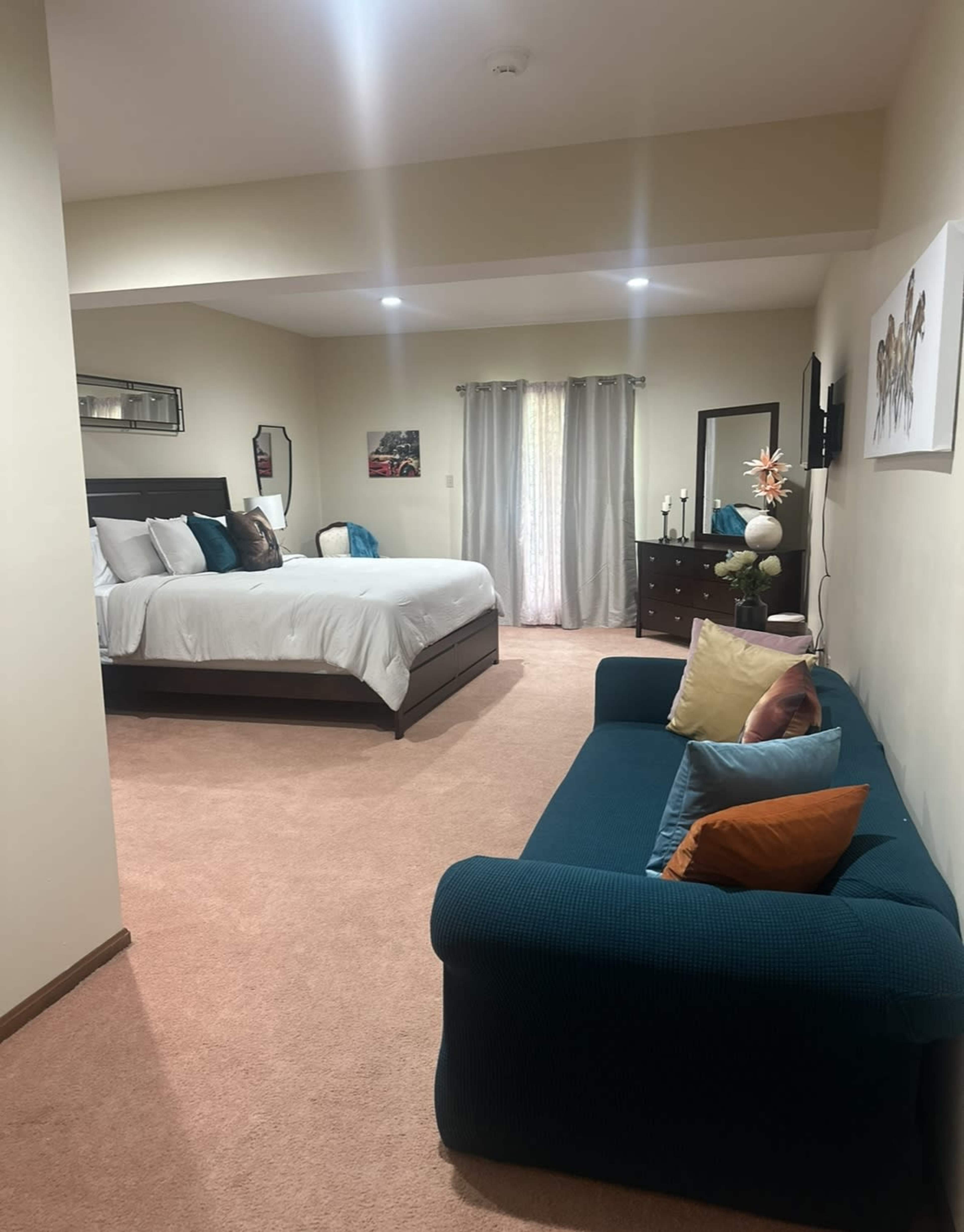 Smokin' Hoofs Farm - Rustic Elegance Meets Outdoor Charm Image in , Middletown, DE