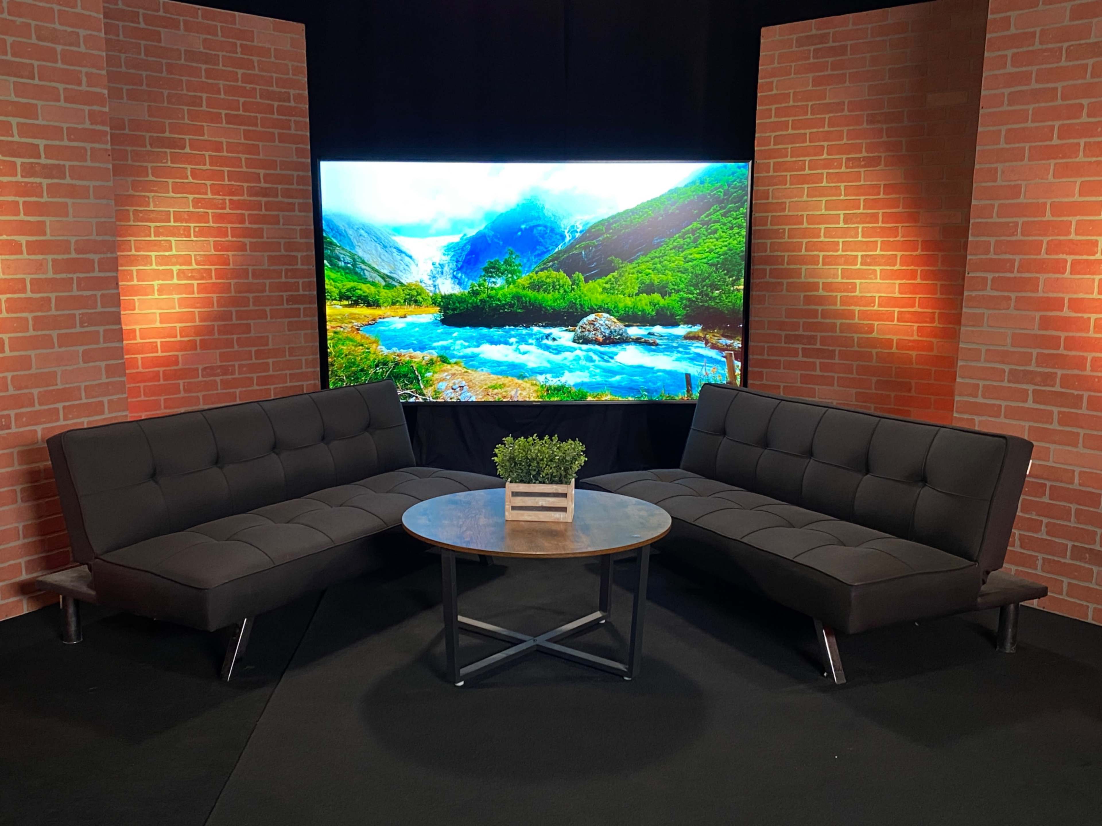 Podcast Studio, Sound Proof, Pre-lit. Image in Burbank, Burbank, CA