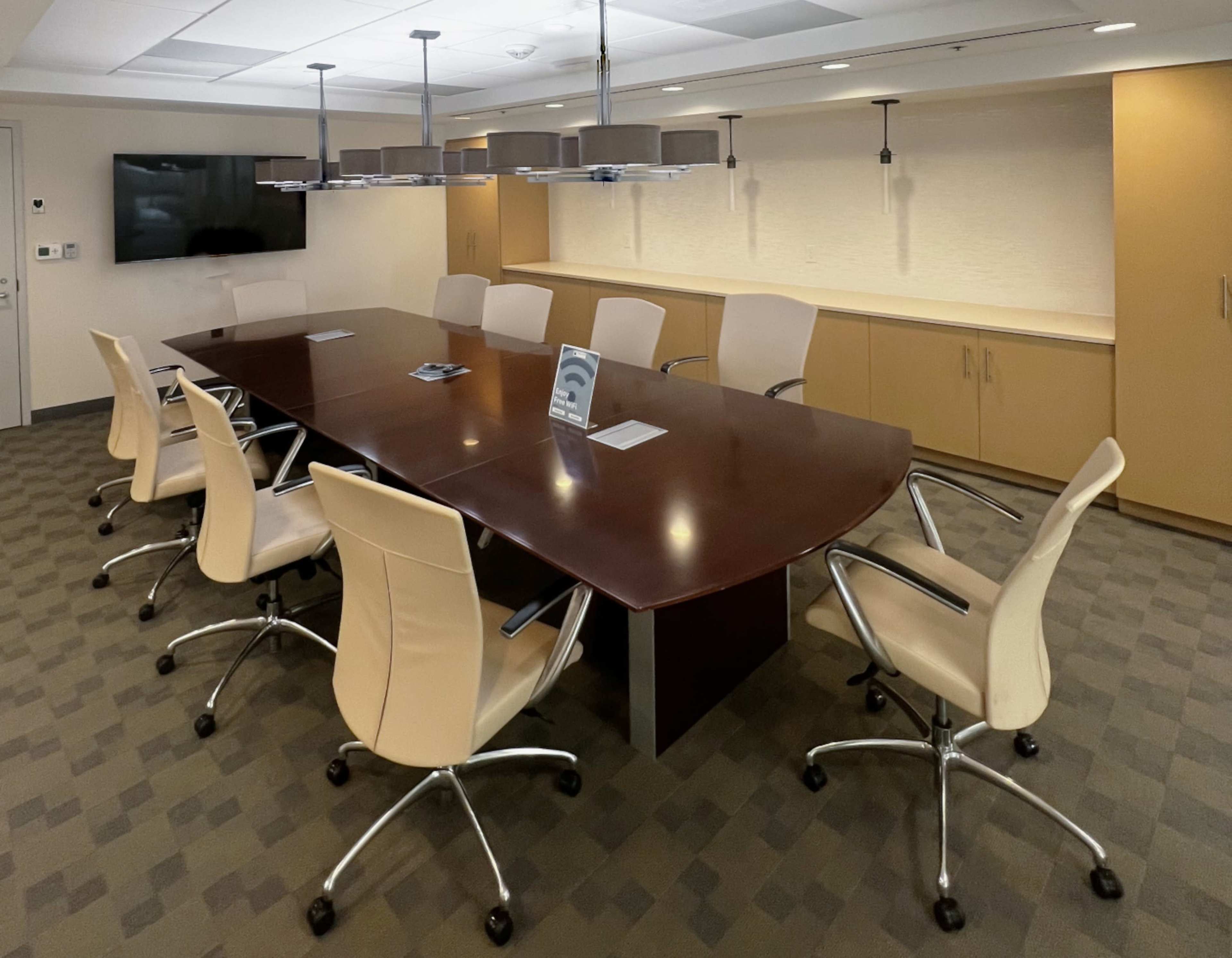 Versatile Conference Rooms with Stunning Street Views & Prime Location on Restaurant Row Image in Northwest Washington, Washington DC, VA