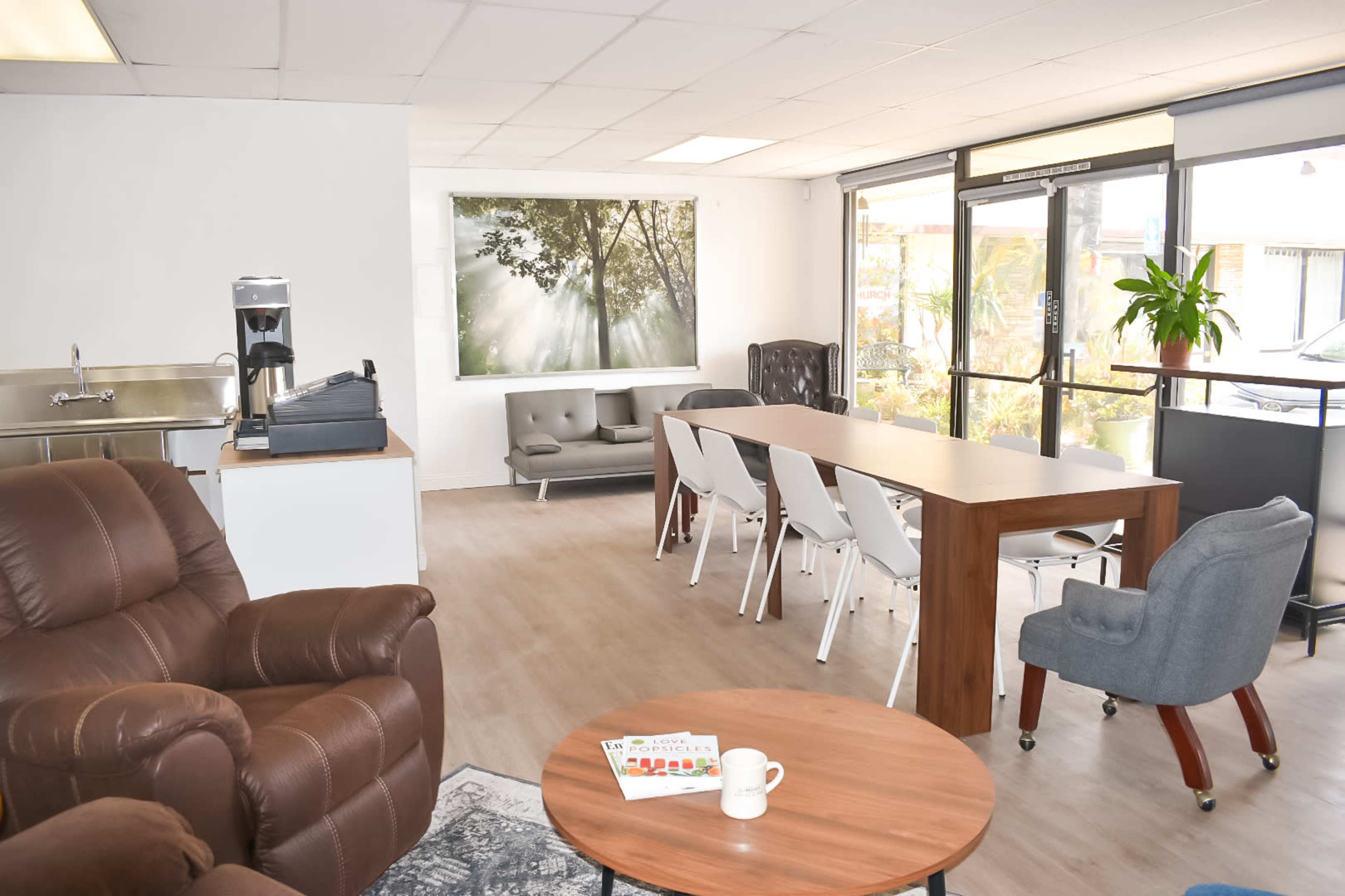 Homey Meeting Space with Lots of Natural Light Image in Poway, Poway, CA