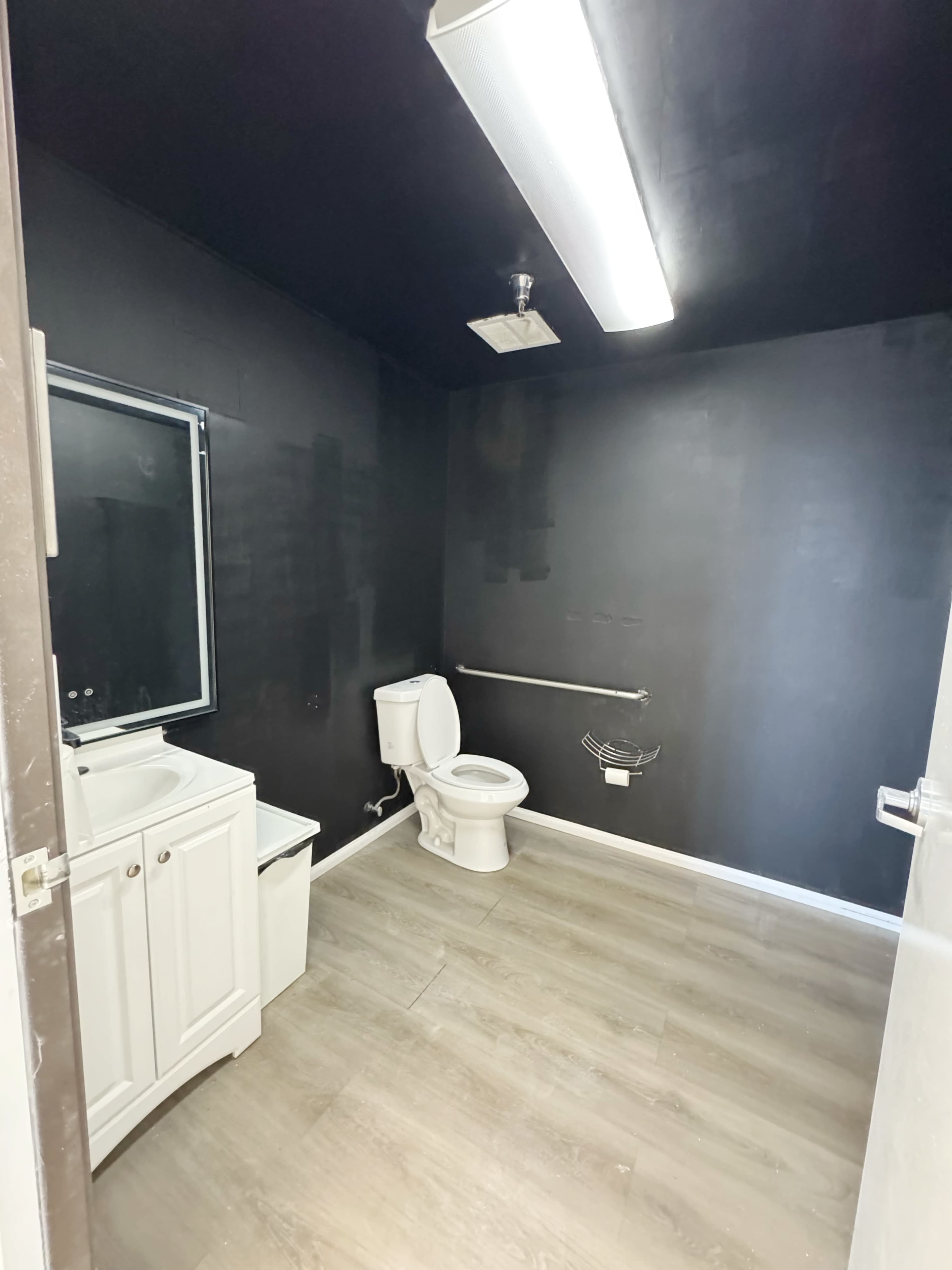 BIRTHDAY PARTY/BABY SHOWER/GRADUATION/GENDER REVEAL/POP UP SPACE Image in Garden Grove, GARDEN GROVE, CA