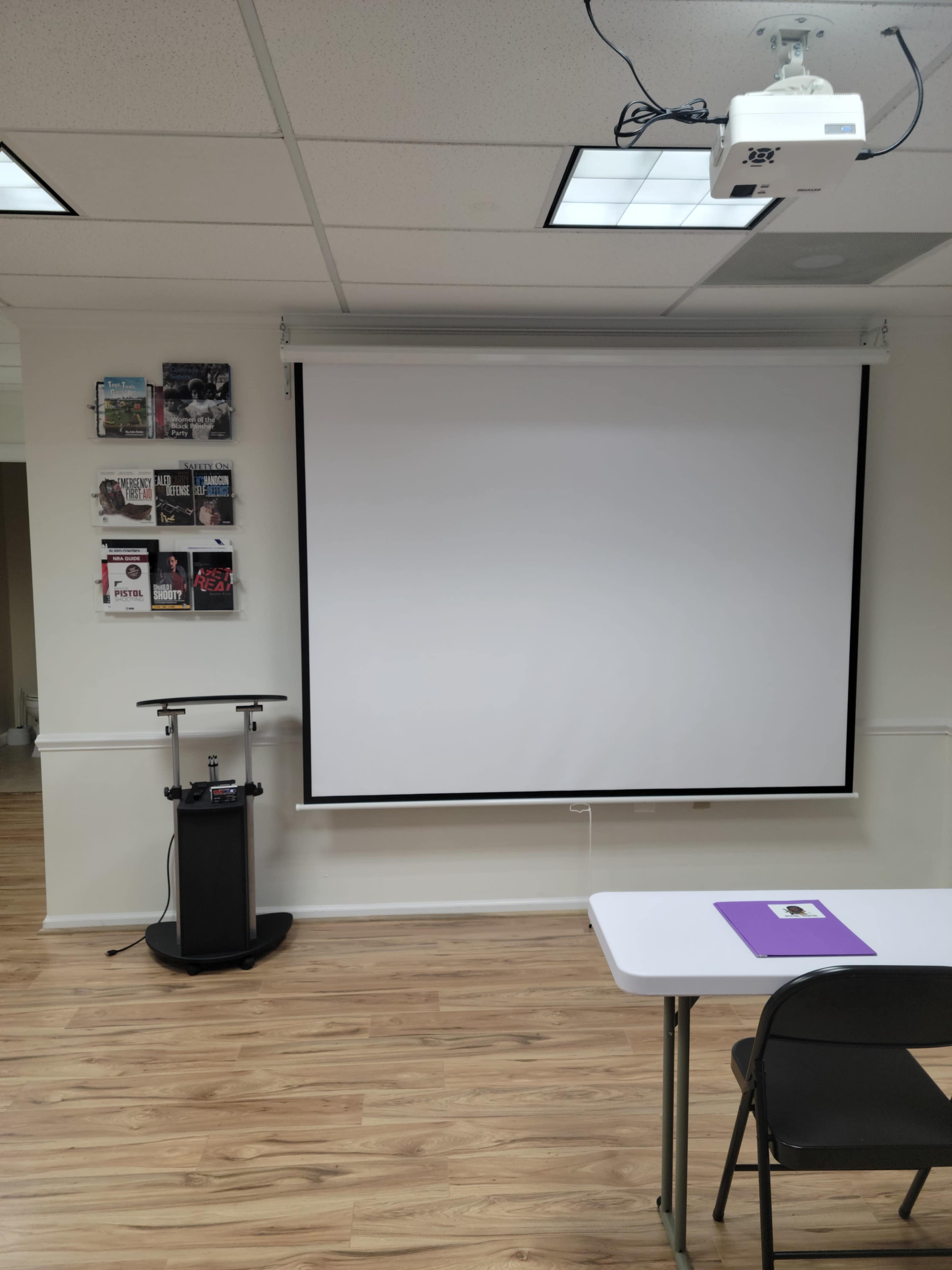 Professional & Modern Meeting Space Image in Forestville, Forestville, MD