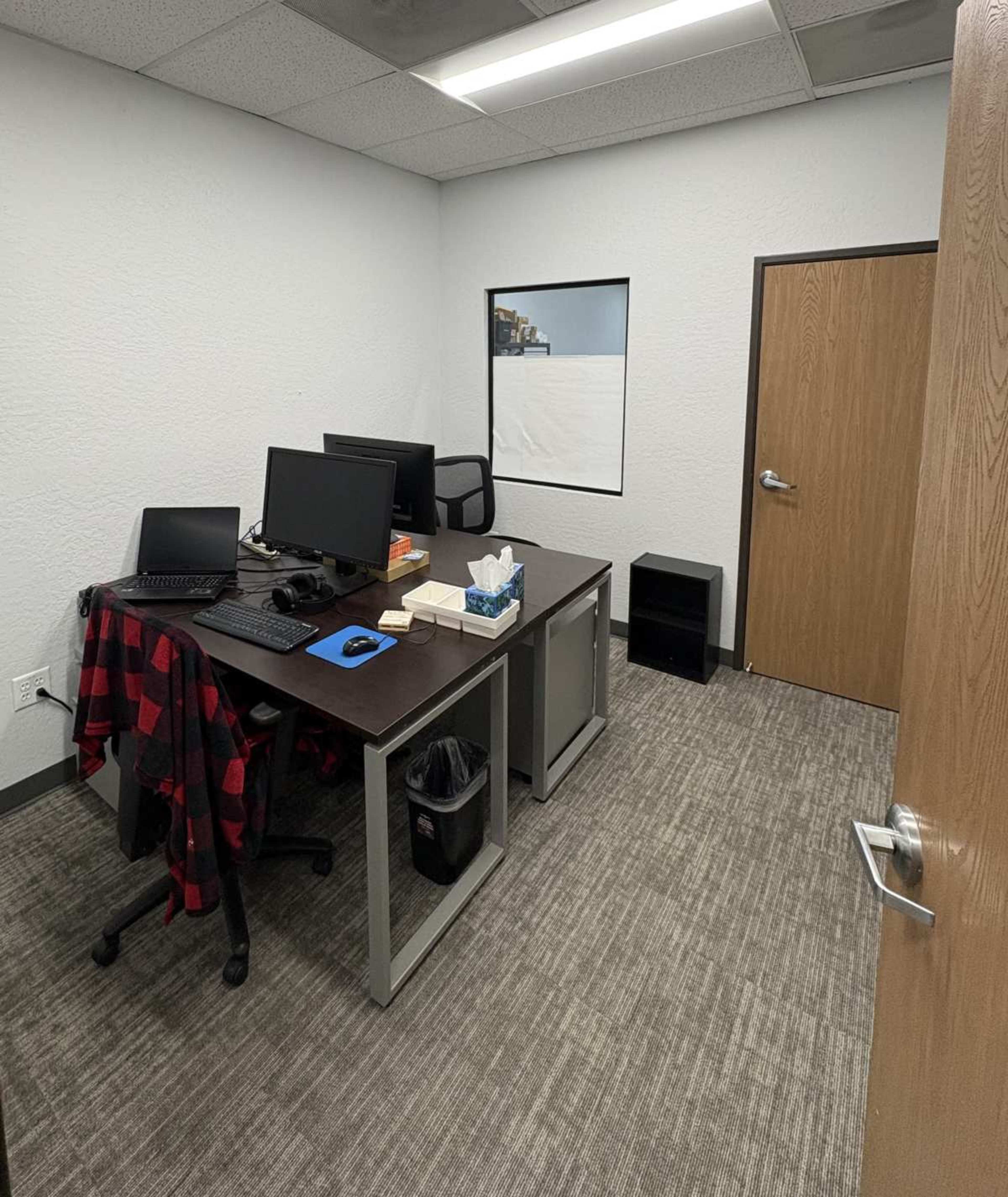 Versatile Office & Warehouse Space with Shared Amenities in Natomas Image in North Sacramento, Sacramento, CA