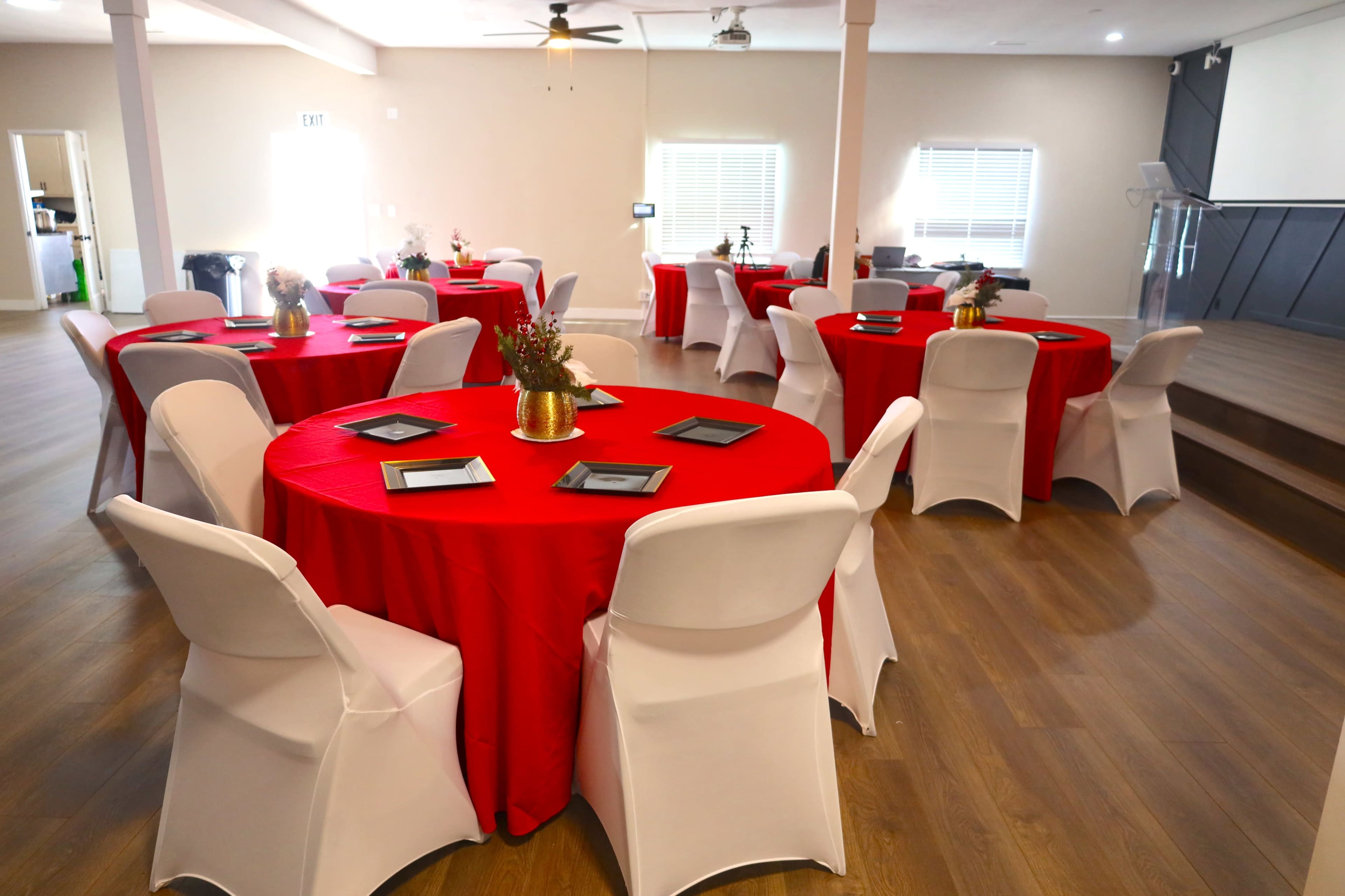 Urban Loft Venue: Banquets, Small Concerts, Events, Conferences, Photoshoots & More Image in Hawthorne, Hawthorne, CA